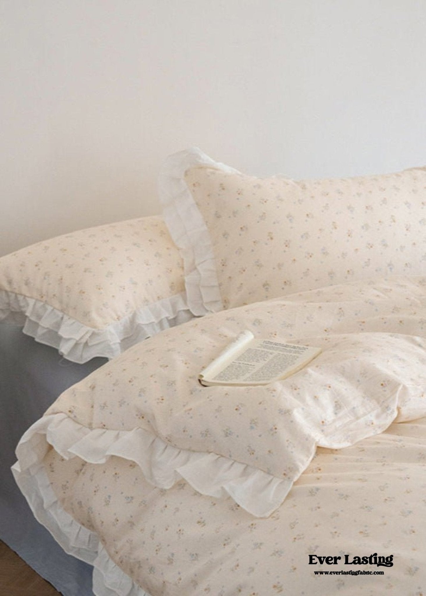 Annie Lace Ruffle Floral Bedding Set / Pink