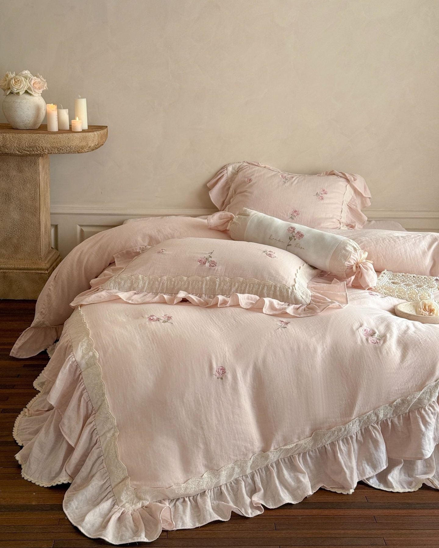 Beatrice Rose Lace Ruffle Bedding Set / Pink