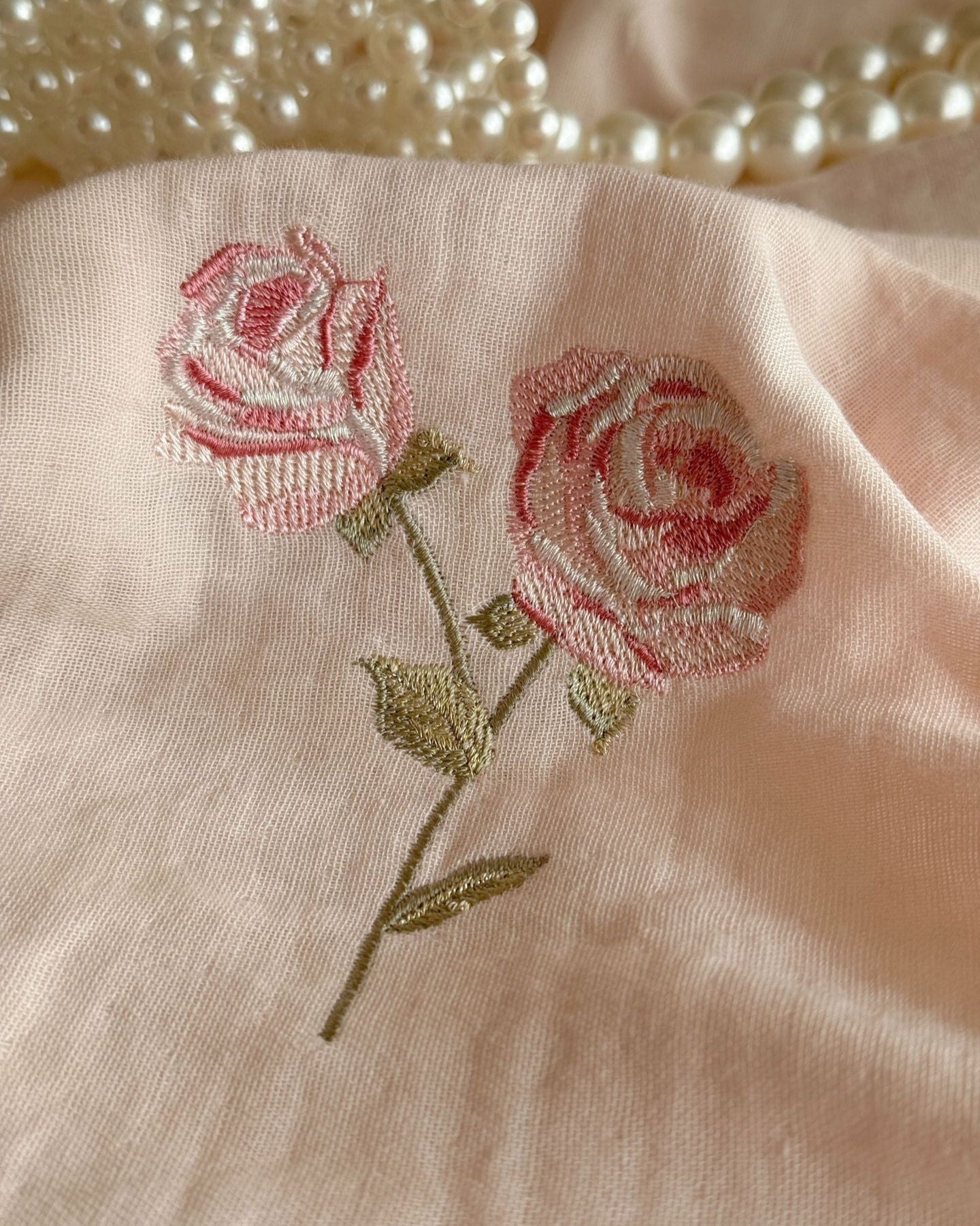 Beatrice Rose Lace Ruffle Bedding Set / Pink