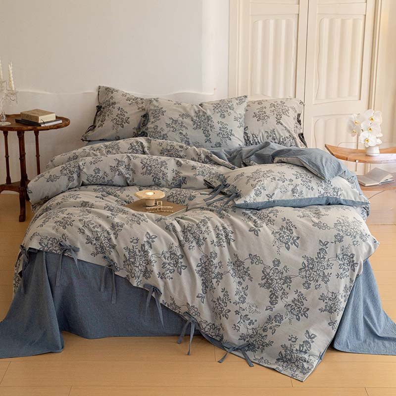 Bonnie Ribbon Bow Tie Floral Bedding Set / Blue
