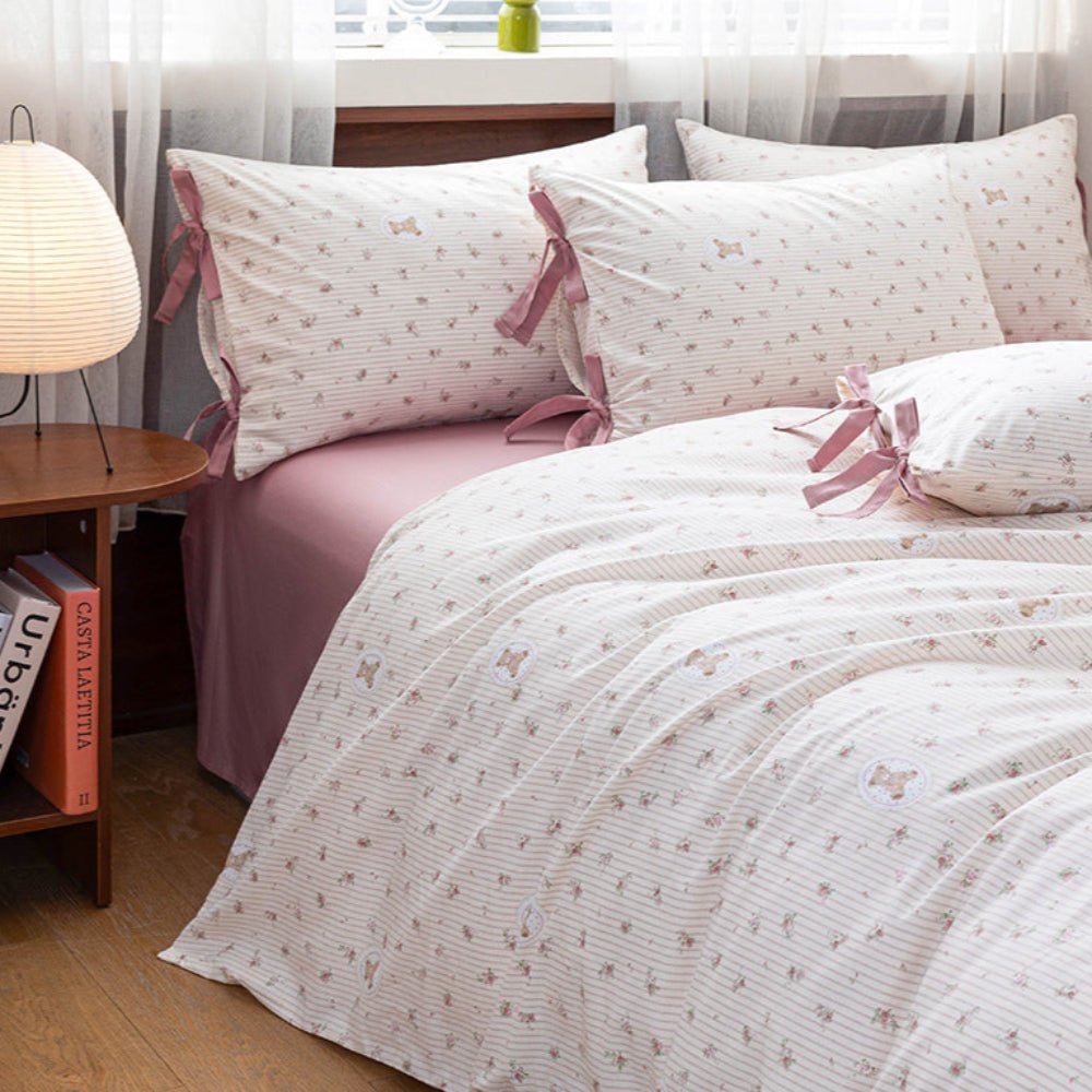 Celia Cottage Ribbon Bow Tie Floral Bedding Set / Purple