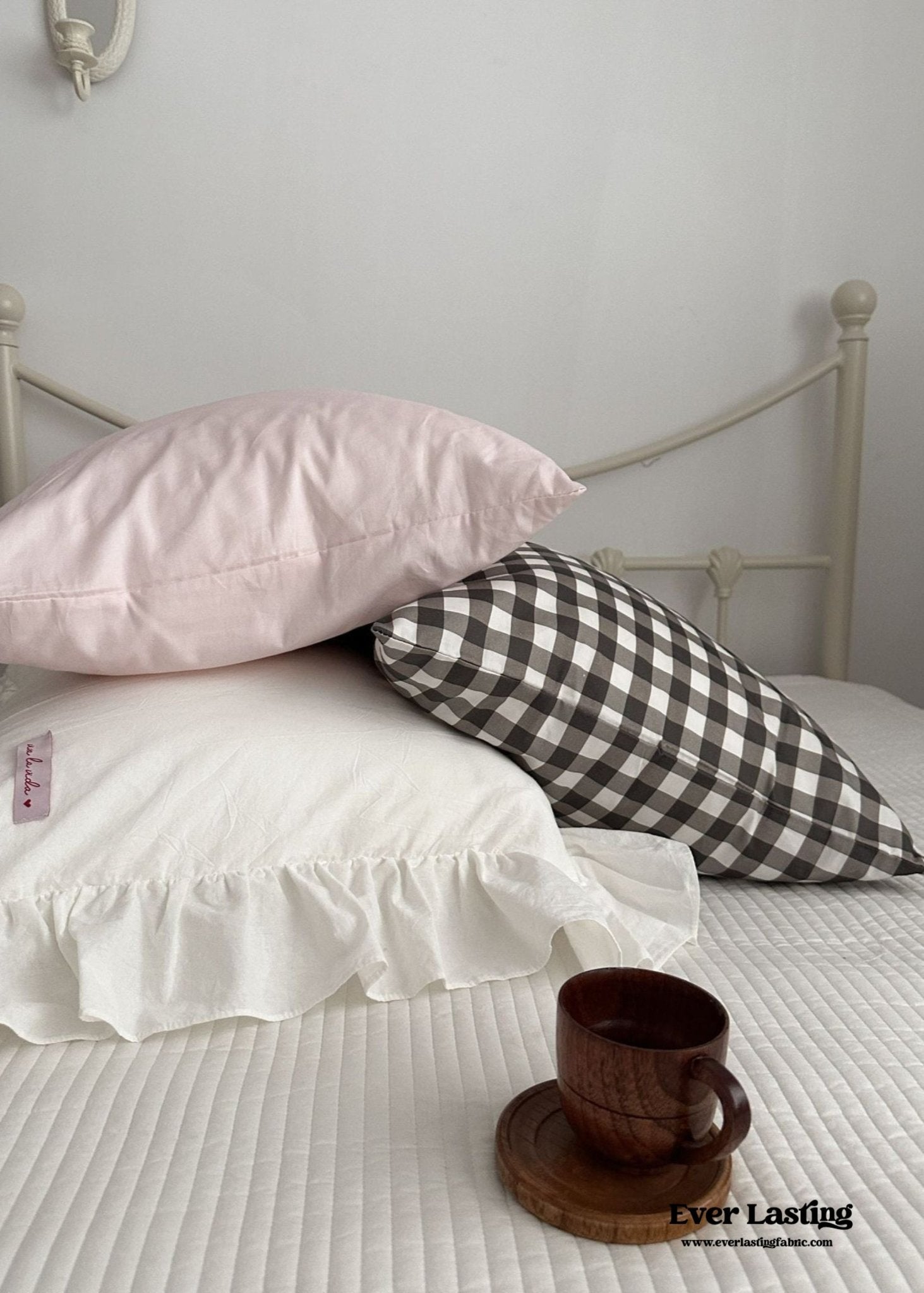 Ella Pure Cotton Pillowcases / Brown