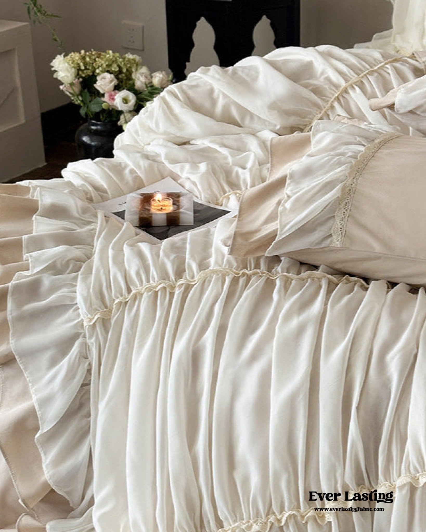 Élodie Silky Coquette Ruffled Bedding Set / Beige