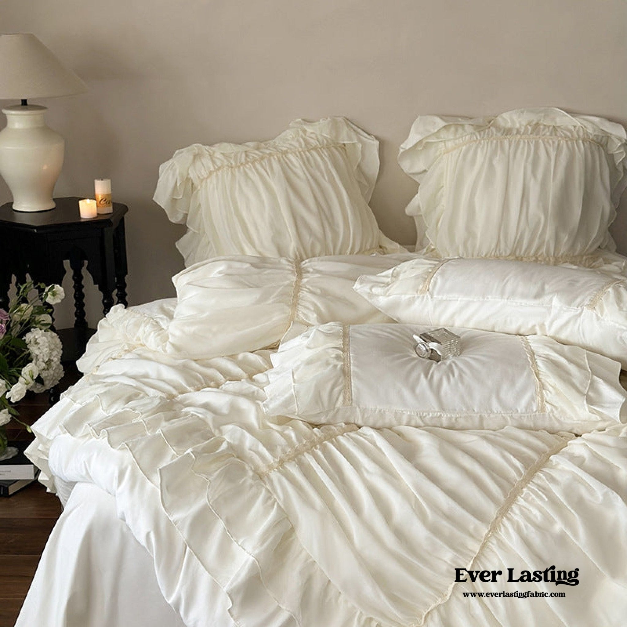 Élodie Silky Coquette Ruffled Bedding Set / Beige