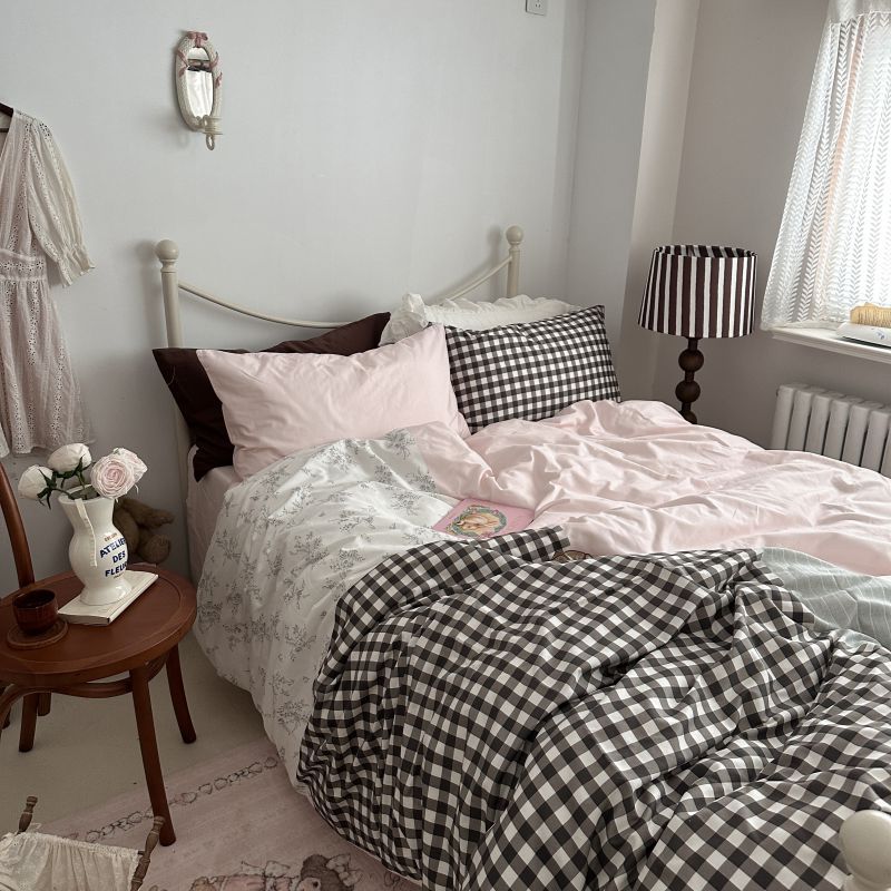 Emi Patchwork Gingham Bedding Set / Soft Mocha Pink