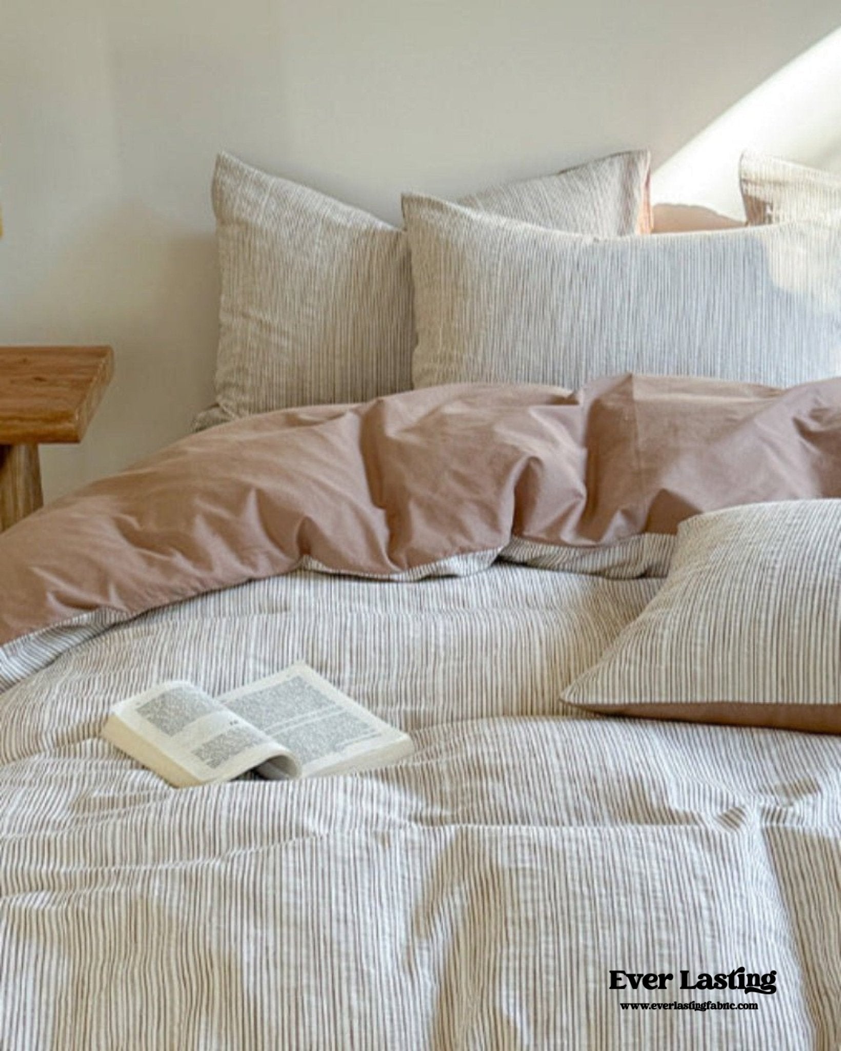 Emma Duo Striped Jacquard Bedding Set / Light Pink
