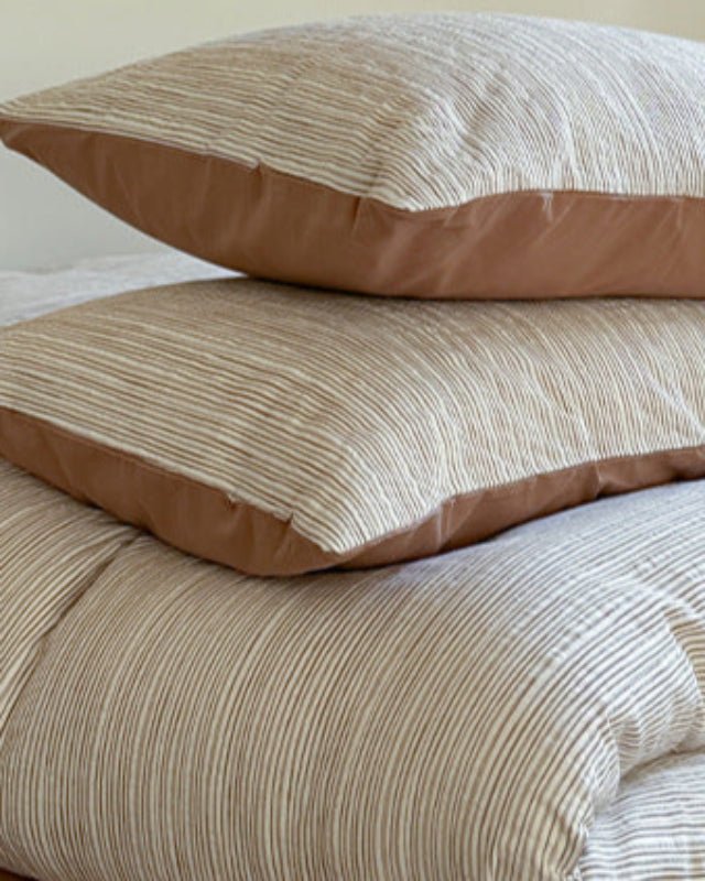 Emma Duo Striped Jacquard Bedding Set / Purple