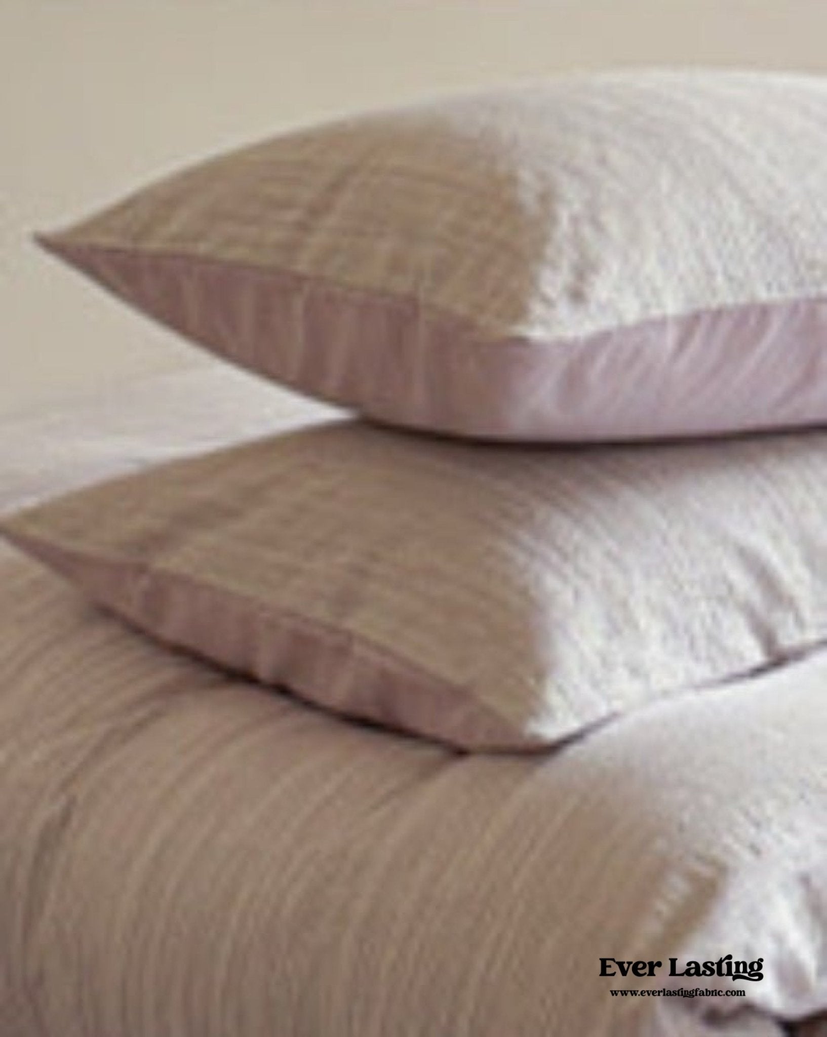 Emma Duo Striped Jacquard Bedding Set / Pink