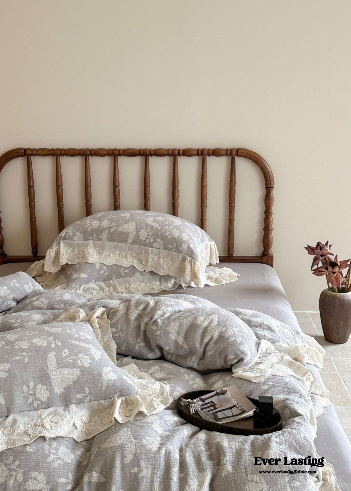 Emmeline Lace Ruffle Floral Bedding Set / White