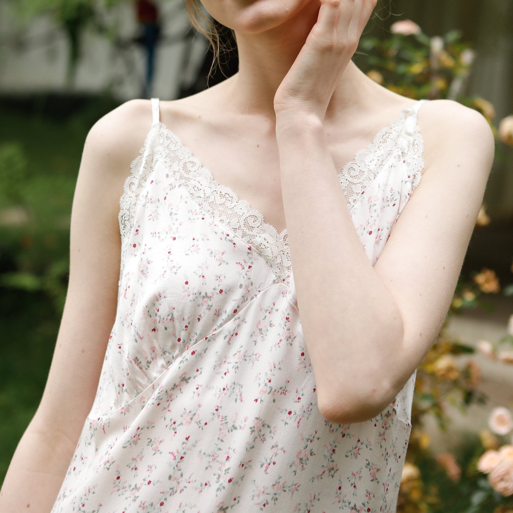Fresh Floral Nightgown Pajama Dress / White