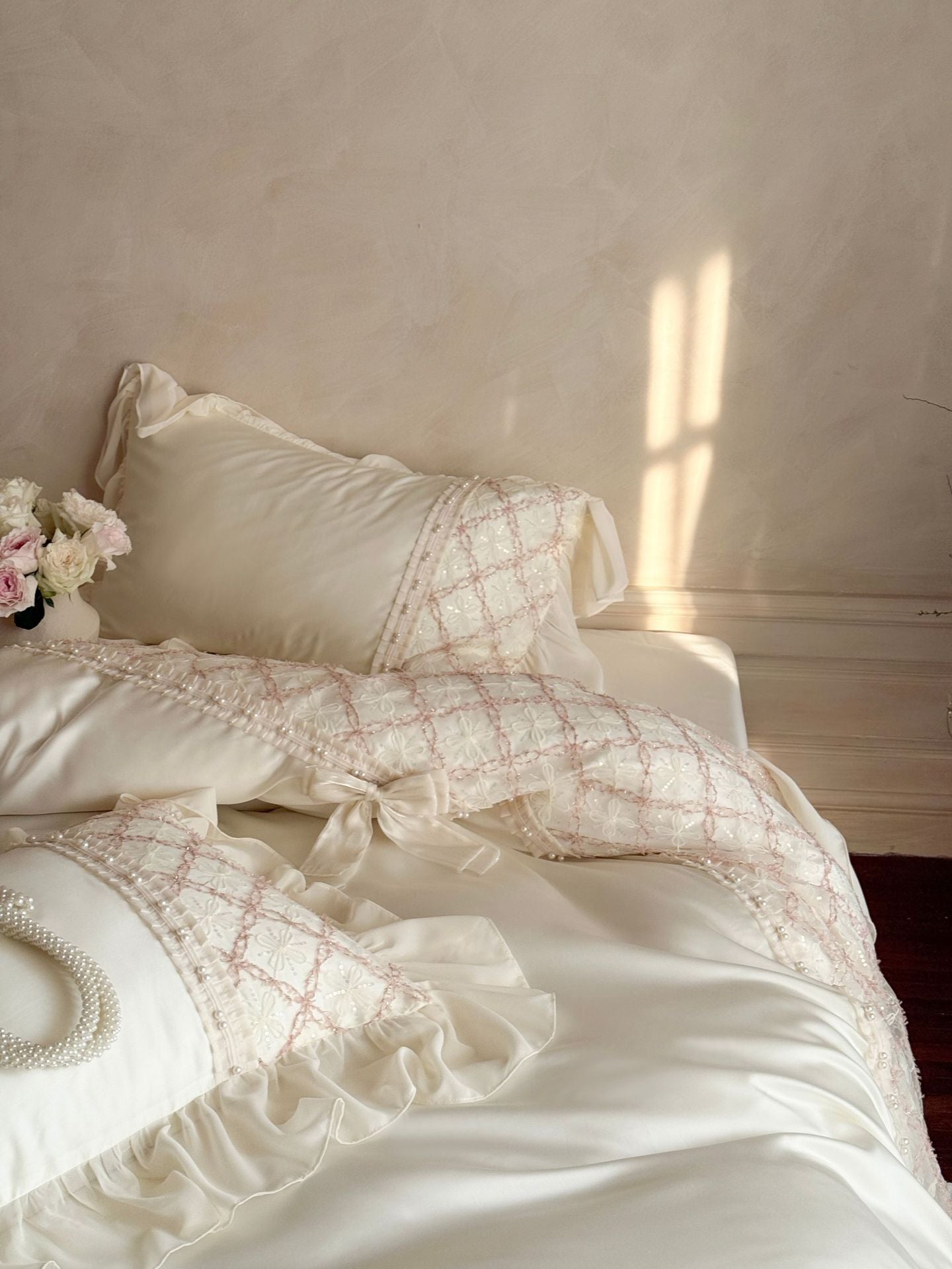 Haute Pearl TENCEL™ Bedding Set / Blush Romance