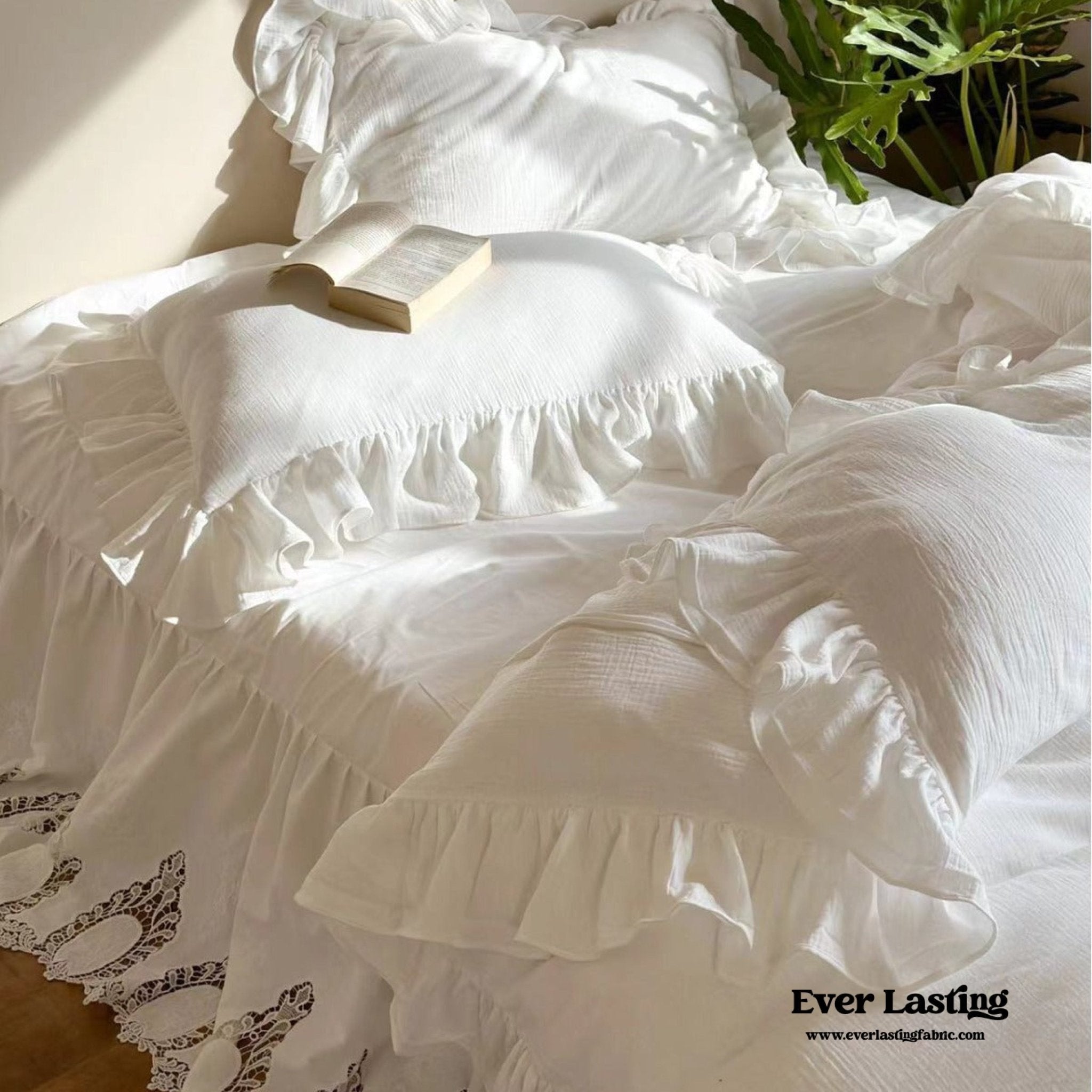 Liliane Elegant Ruffle Double Gauze Bedding Set / Hollow Out