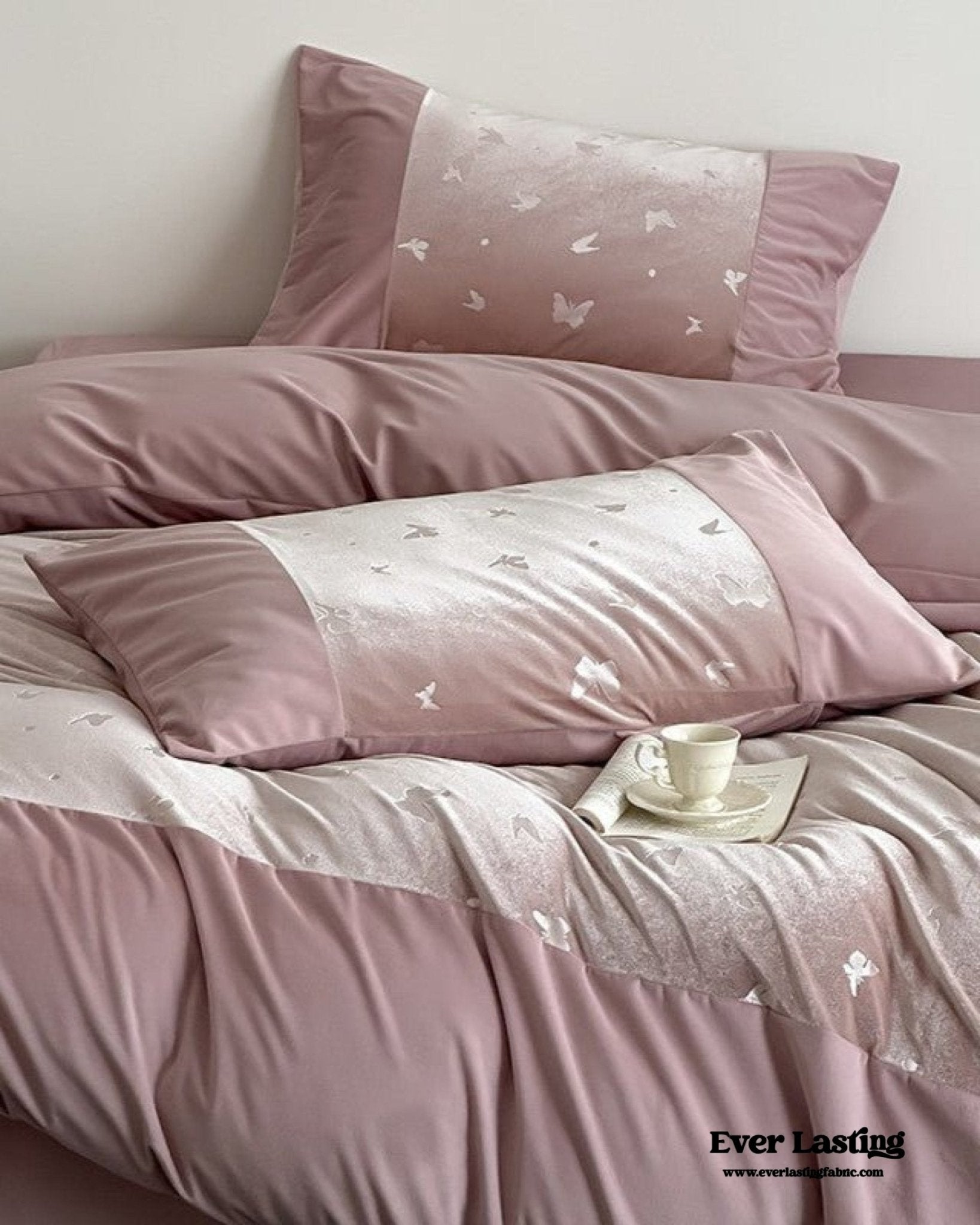 Lilou Velvet Butterfly Bedding Set / Eclipse Black