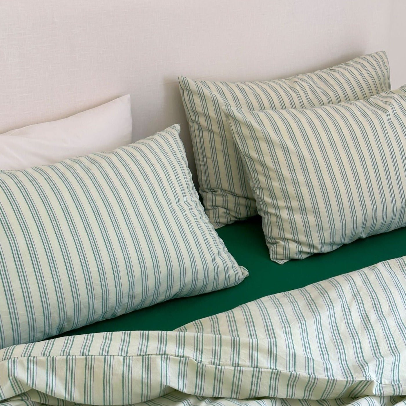Refreshing Stripe Pillowcases / Yellow