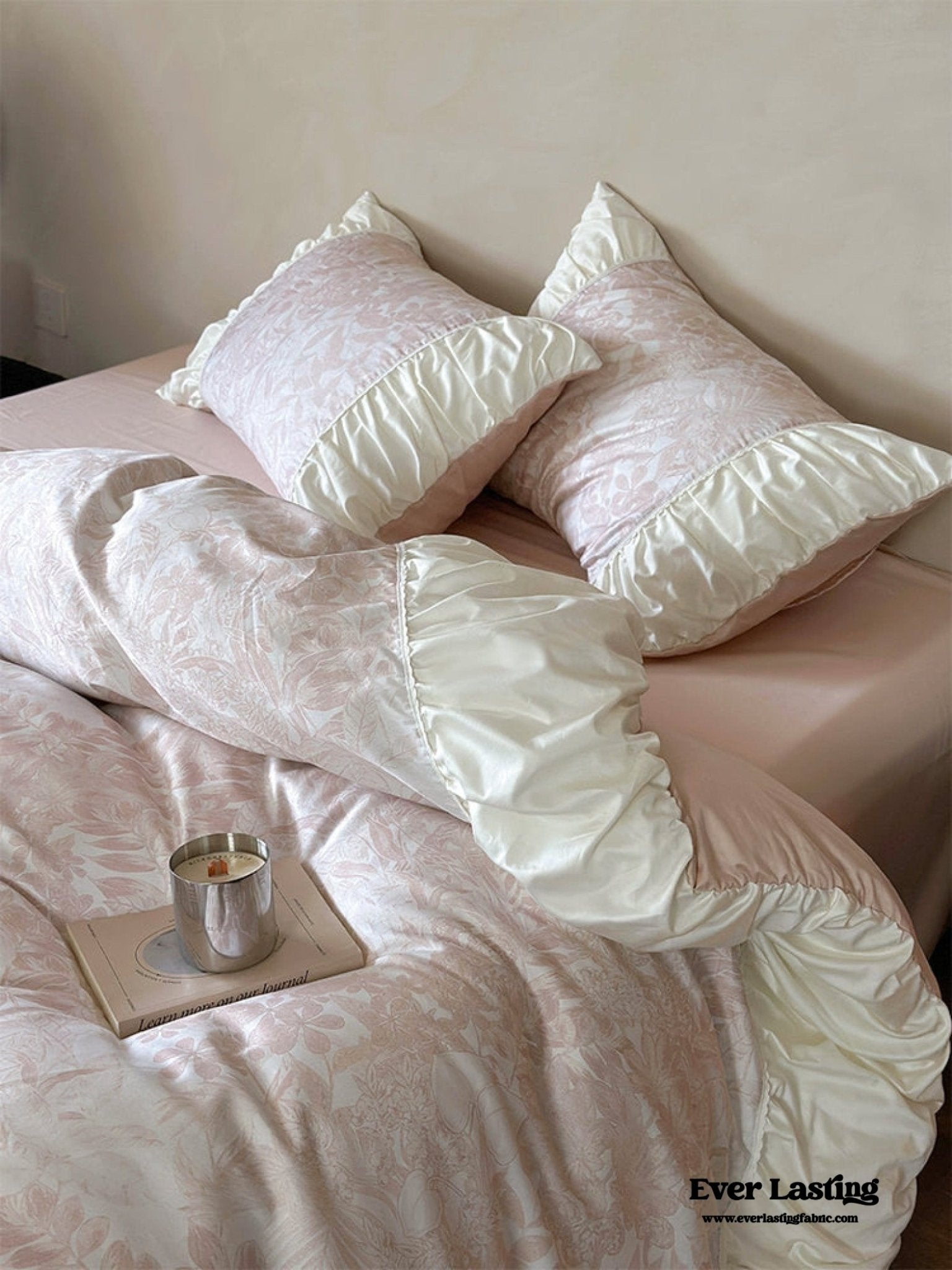 Royal Floral Ruffle Bedding Set / Pink