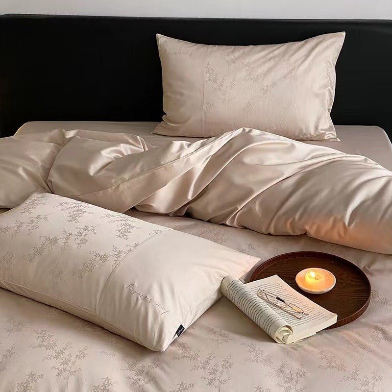 Silky Floral Bedding Set / Snow White