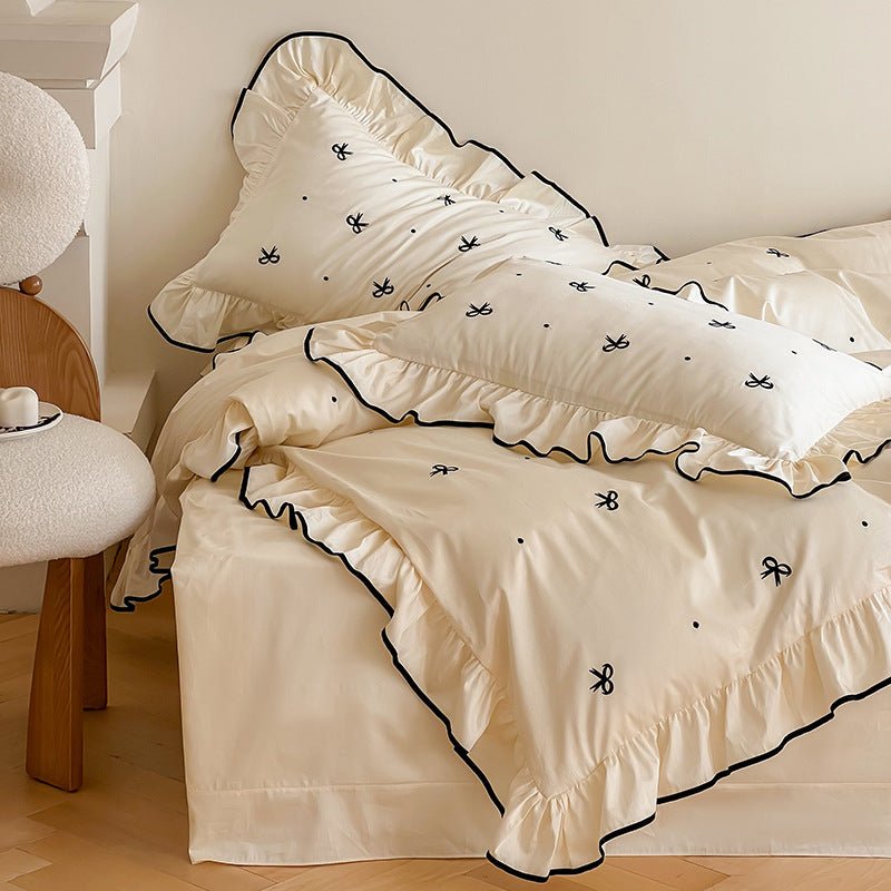 Silky Ribbon Ruffle Bedding Set / Cream White