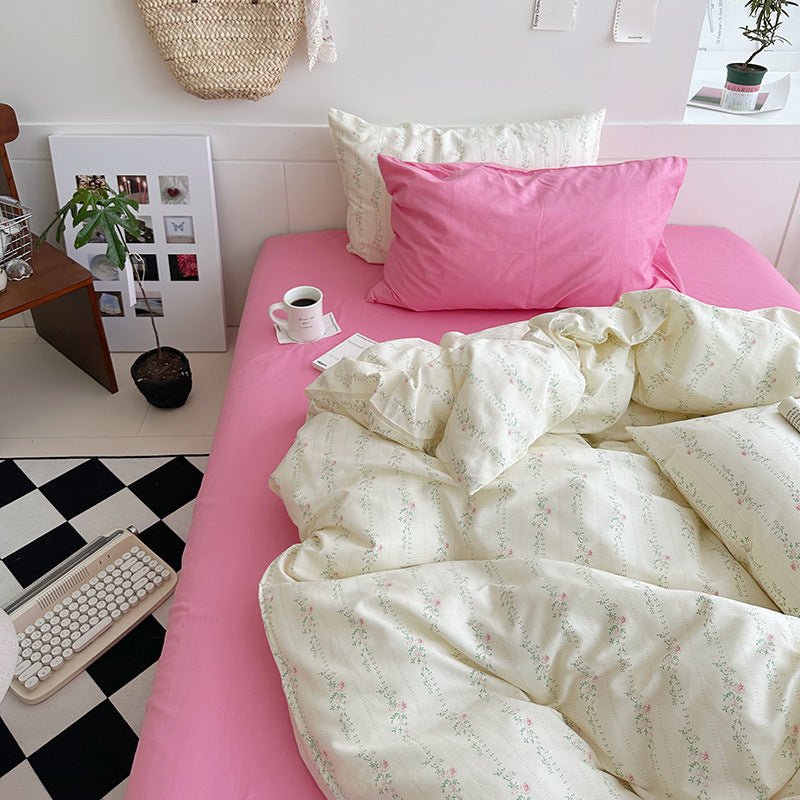 Sweet Floral Bedding Set / Cream