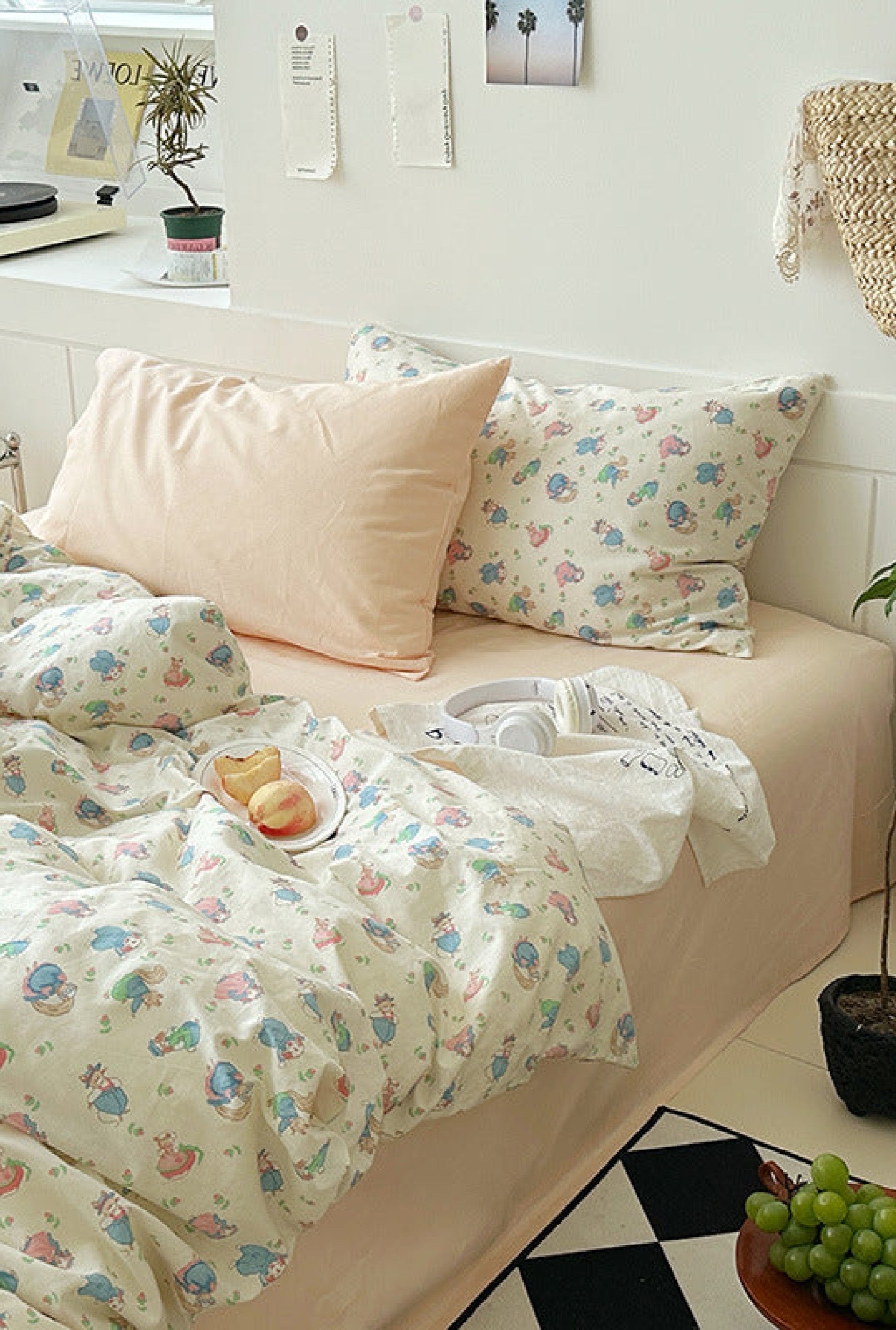 Sweet Floral Bedding Set / Cream