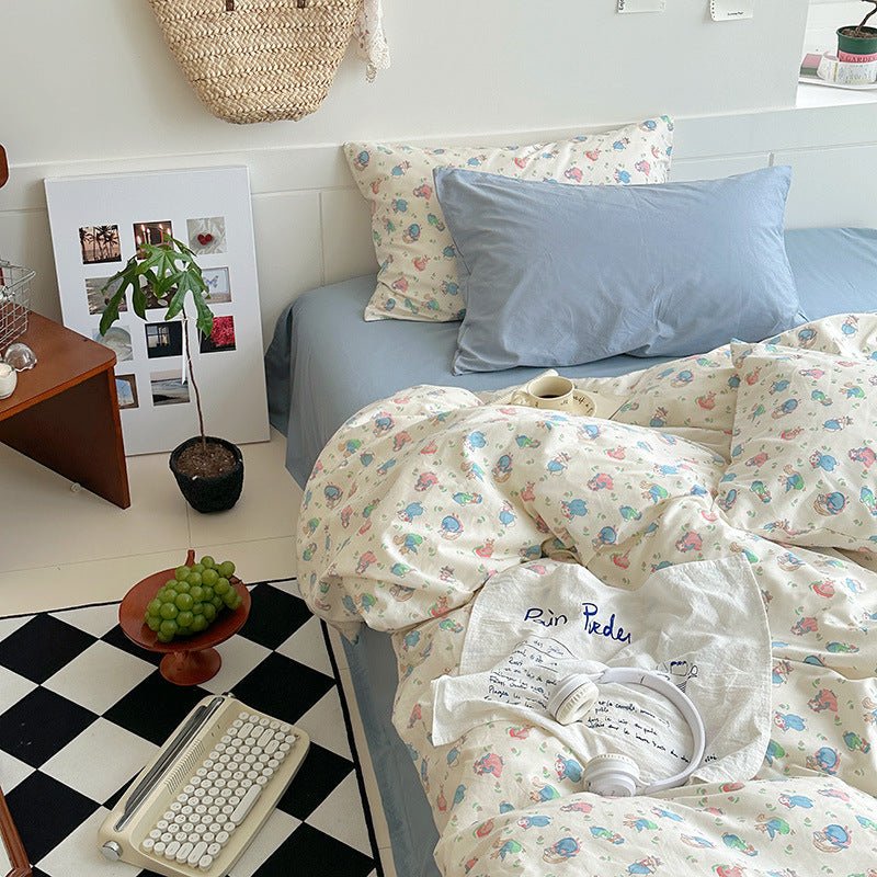 Sweet Floral Bedding Set / Floral Blue