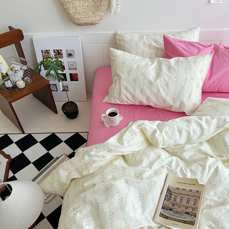Sweet Floral Bedding Set / Floral Blue