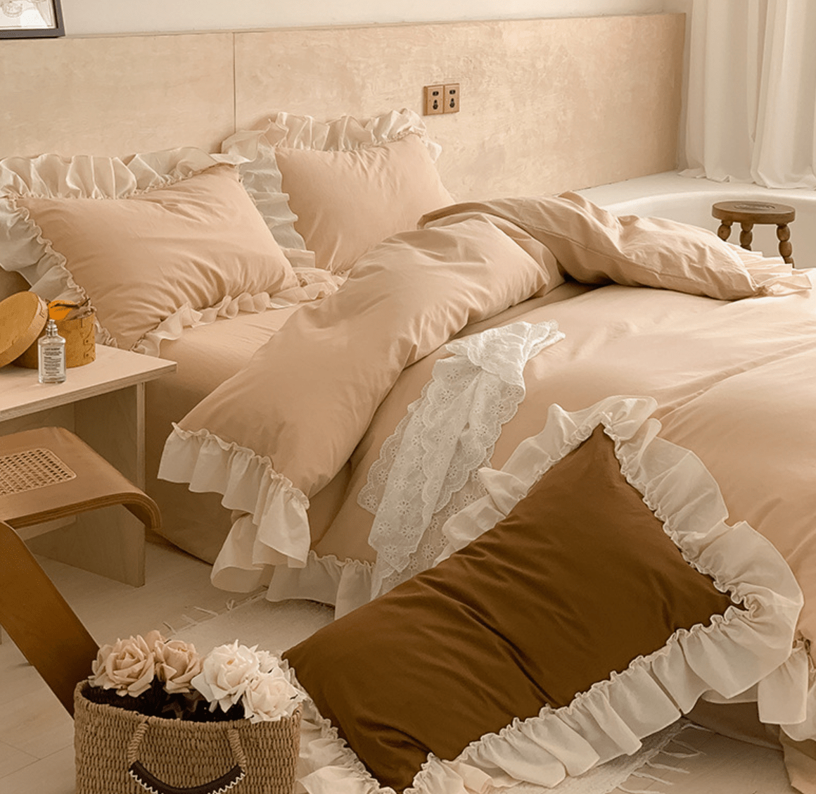 Vintage Earth Tone Large Ruffle Bedding Set / Pink
