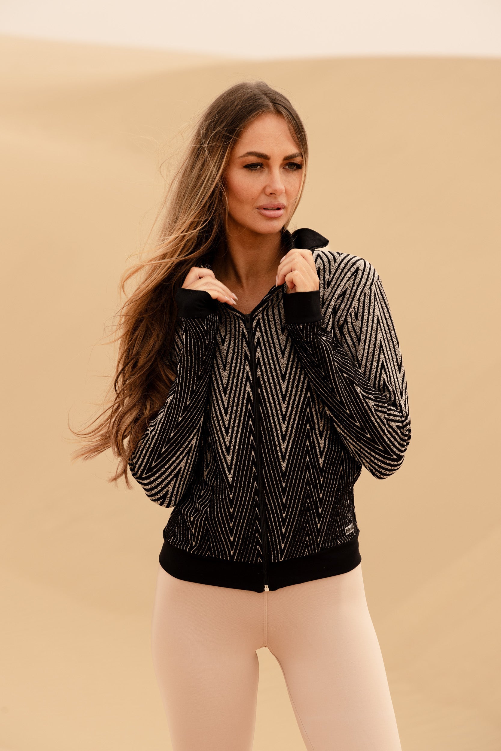 Vail Jacket I Black with Nude