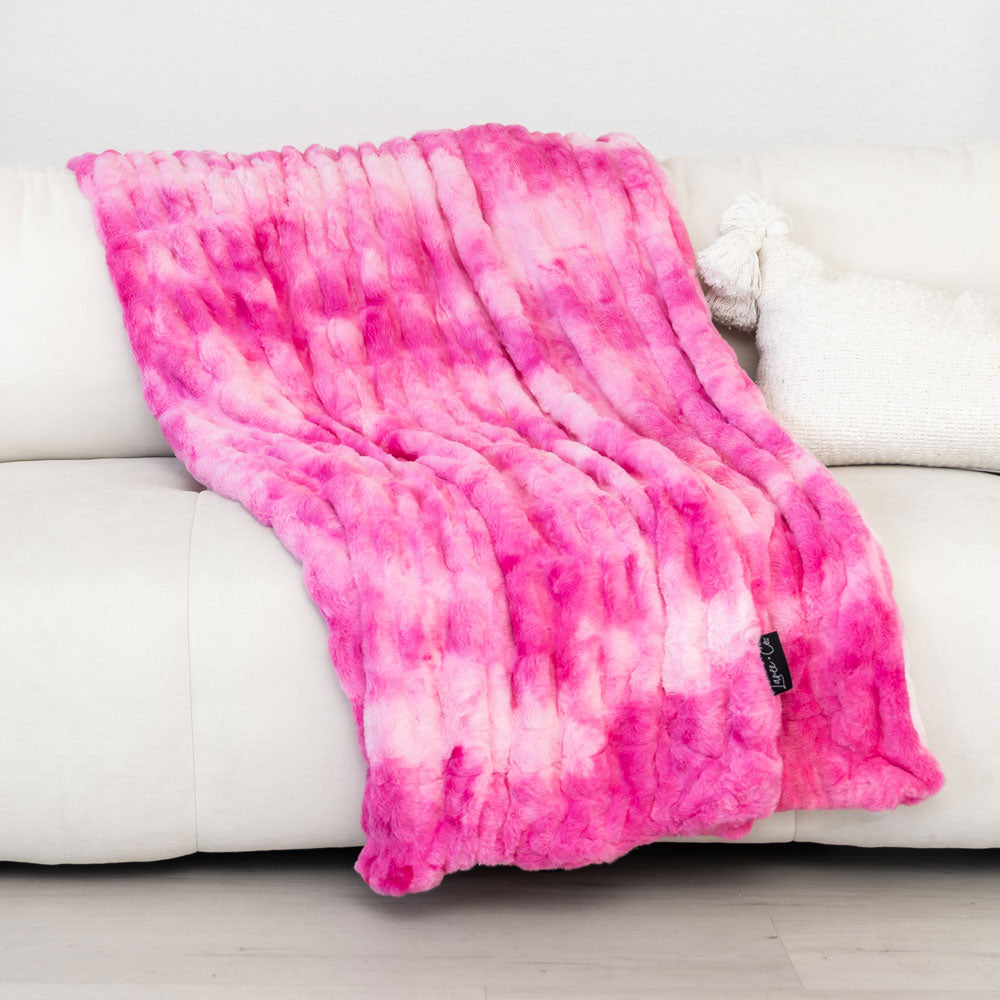 LuxeCloud Blanket