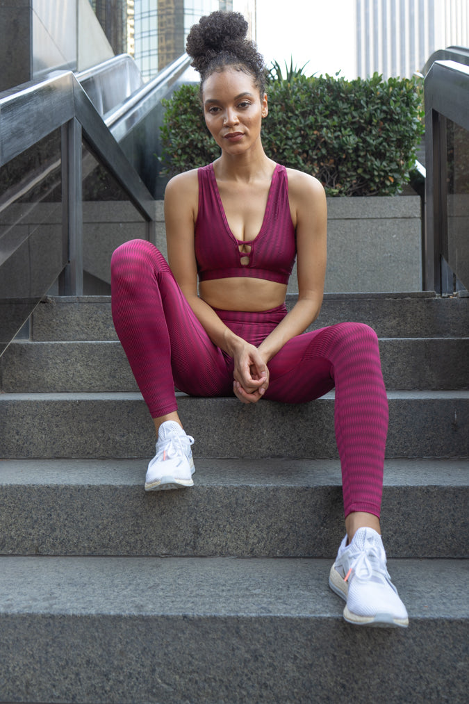 Charlotte Sports Bra - Cranberry