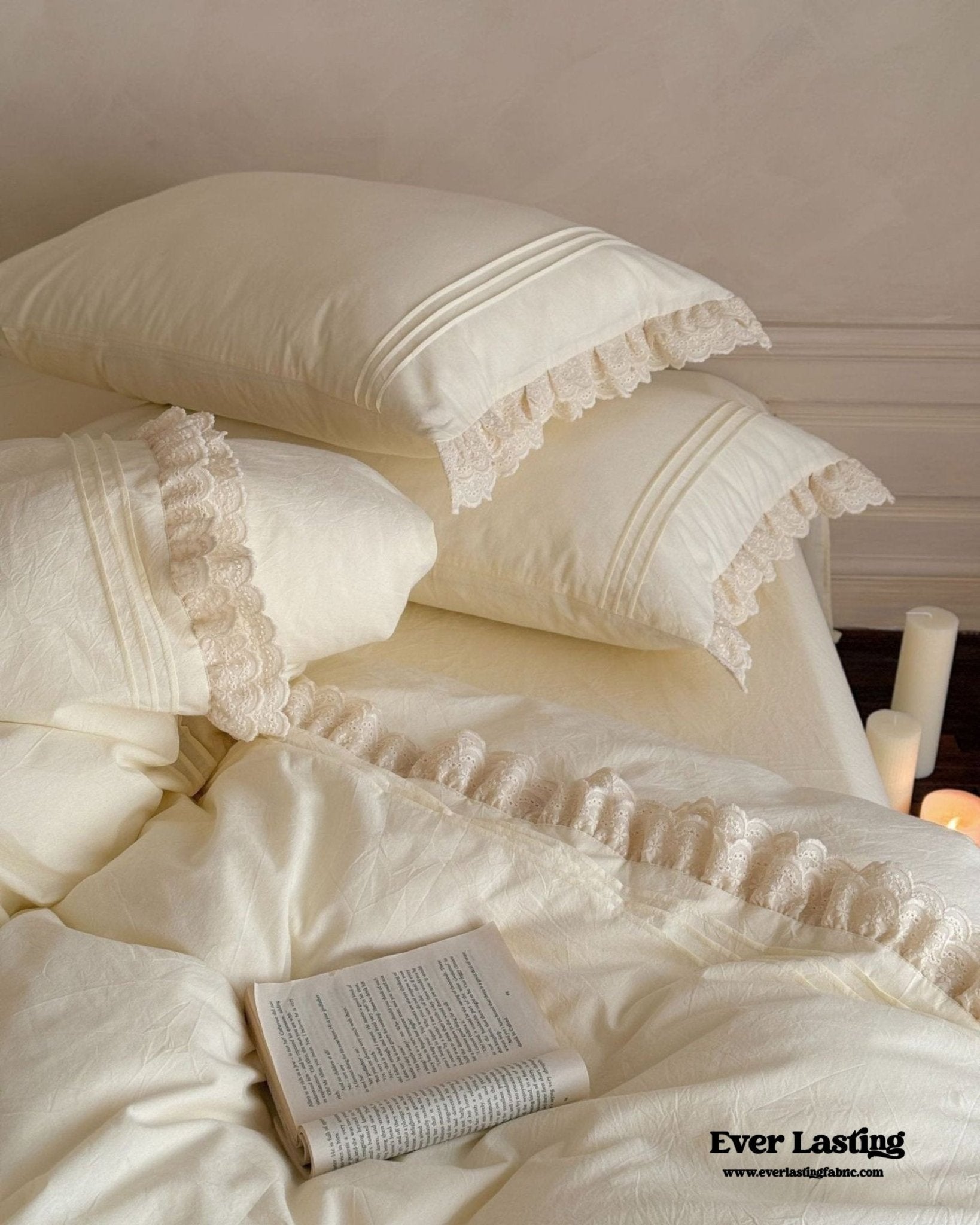 Accordion Pleated Lace Ruffled Bedding Set