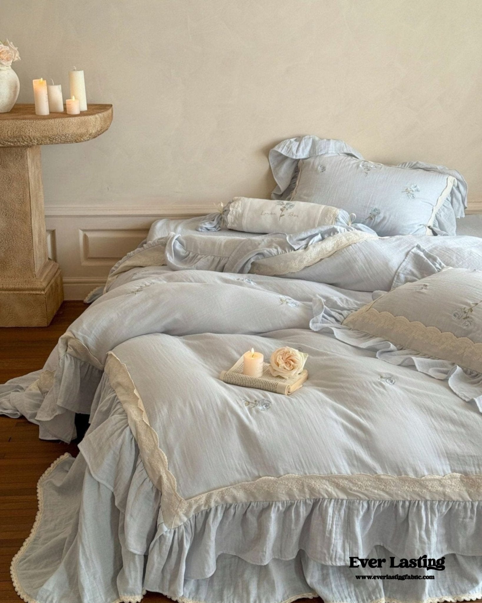 Beatrice Rose Lace Ruffle Bedding Set / Blue