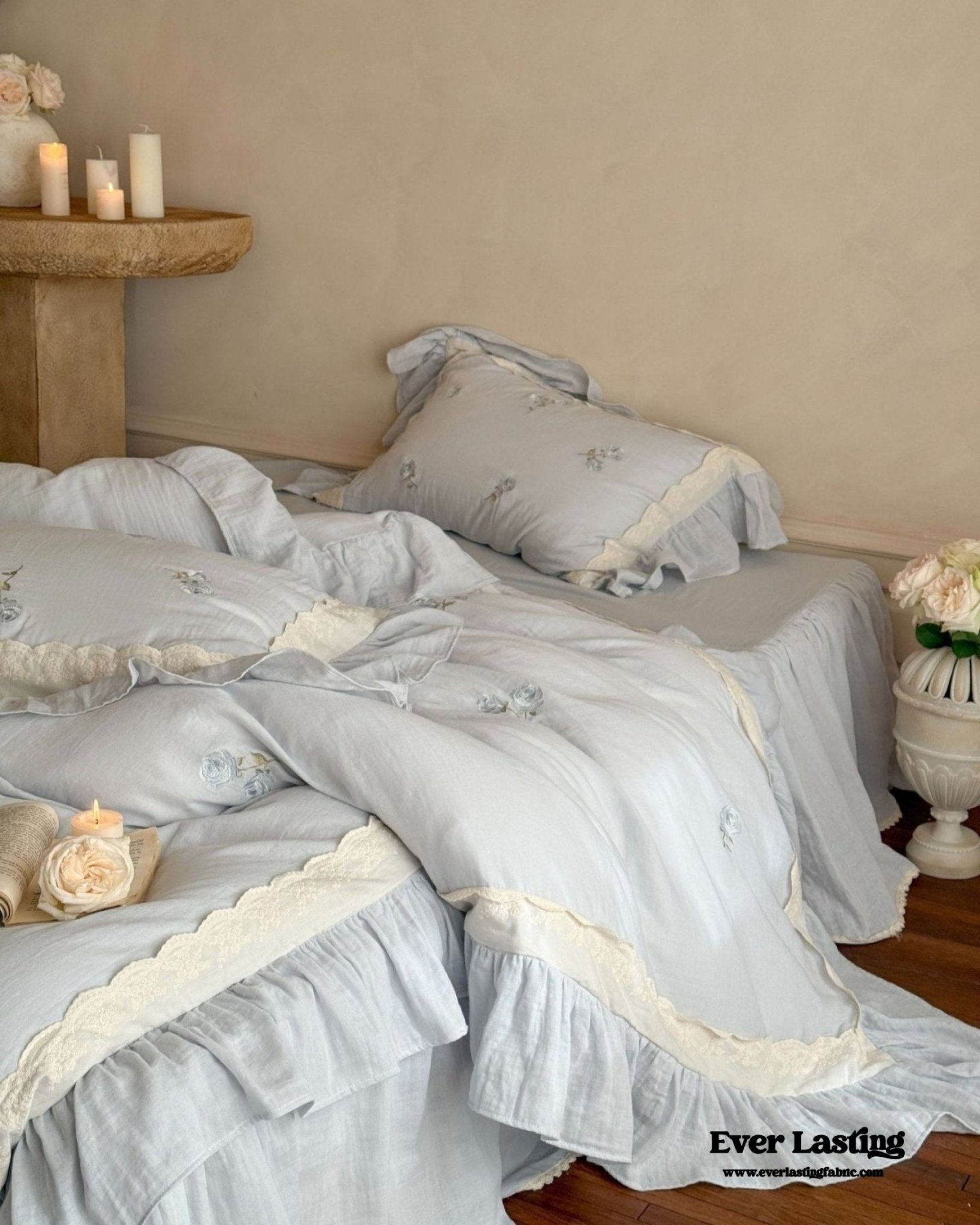 Beatrice Rose Lace Ruffle Bedding Set / Blue