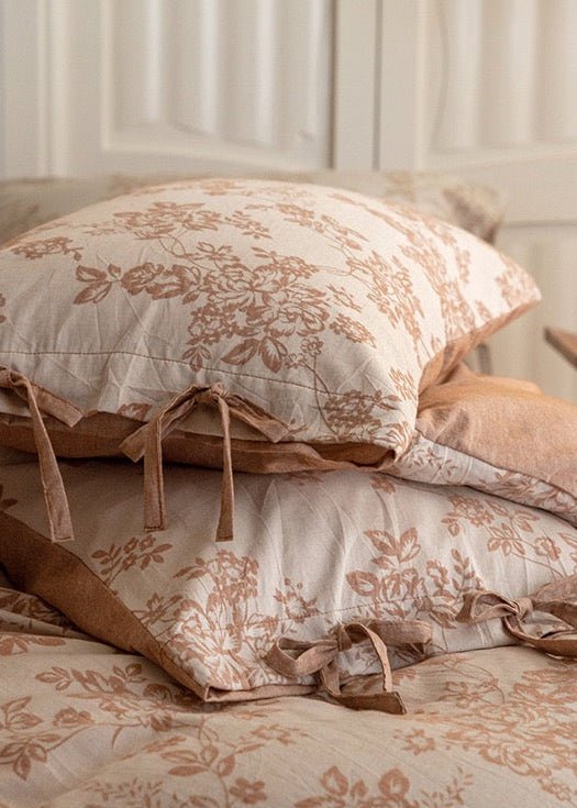 Bonnie Ribbon Bow Tie Floral Bedding Set / Blue