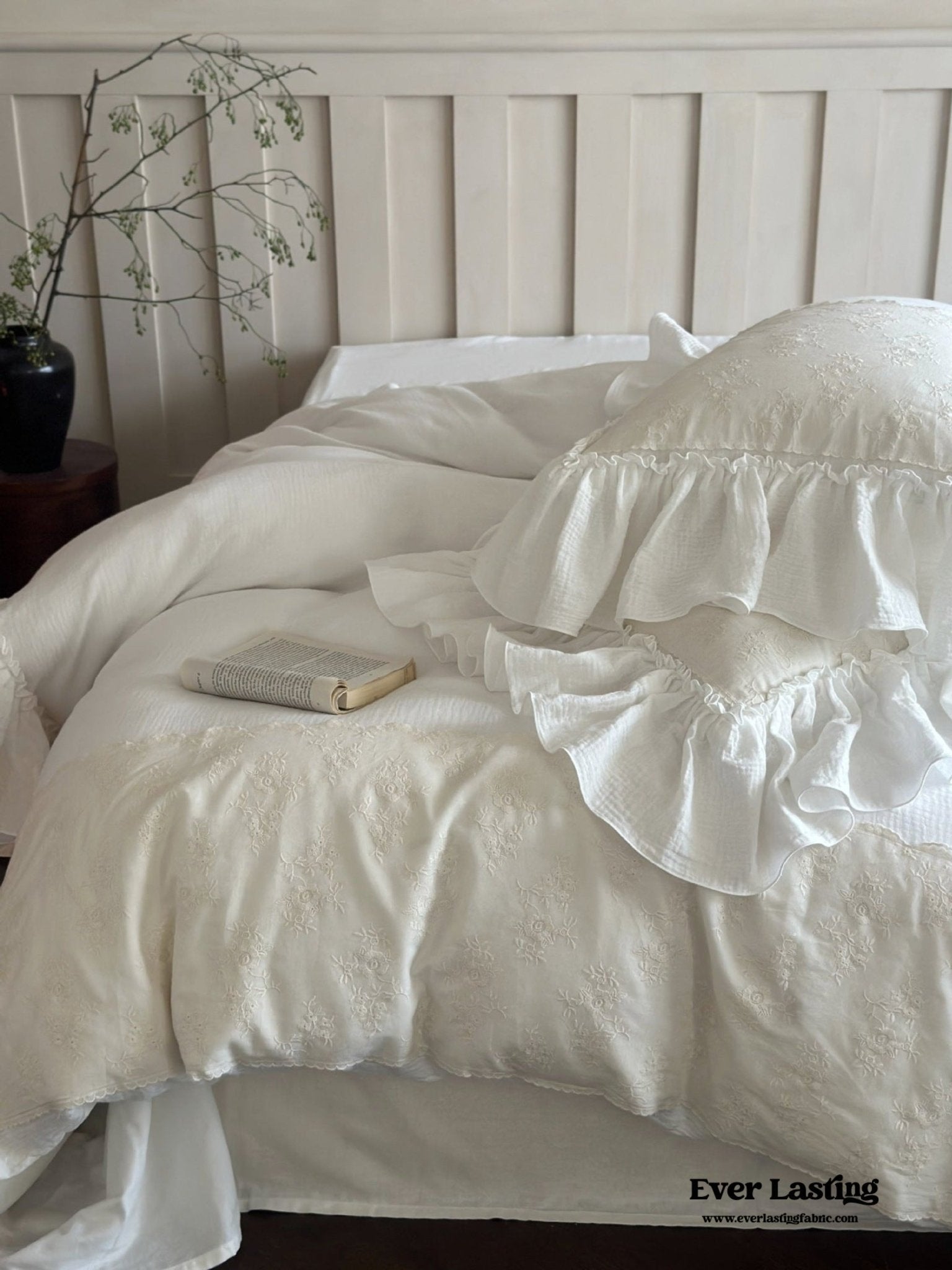 Celeste Soft Lace Embroidered Ruffle Bedding Set / White