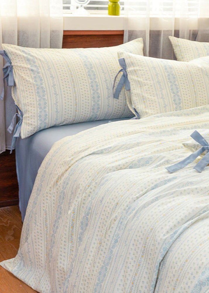 Celia Cottage Ribbon Bow Tie Floral Bedding Set / Blue
