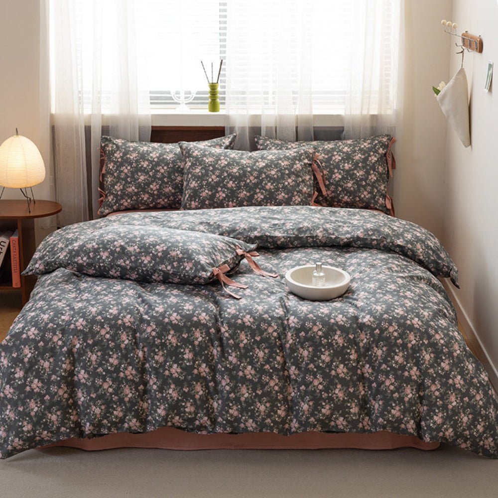 Celia Cottage Ribbon Bow Tie Floral Bedding Set / Blue