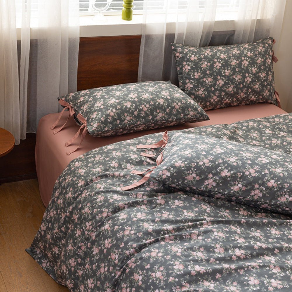 Celia Cottage Ribbon Bow Tie Floral Bedding Set / Blue