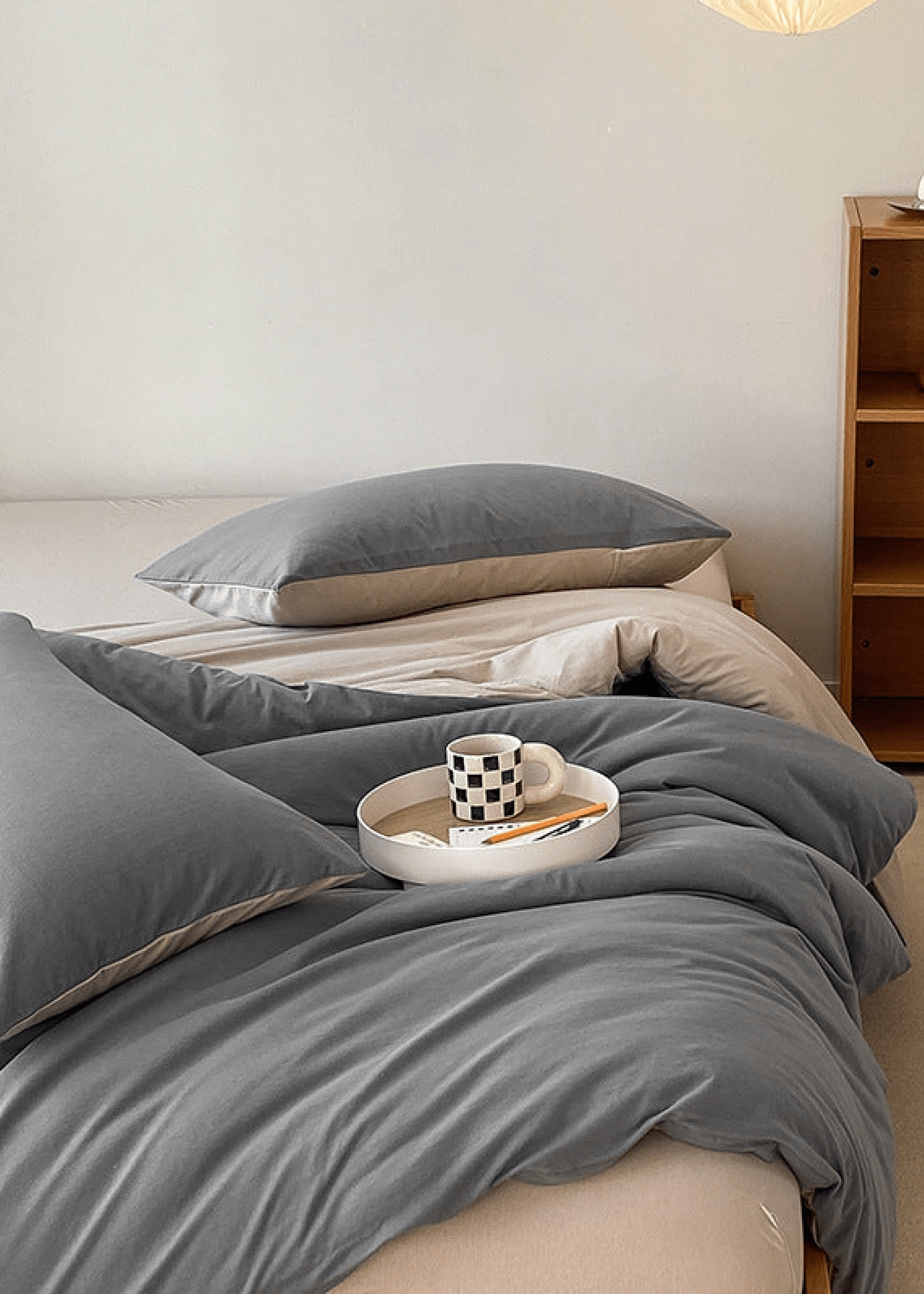 Duo Earth Tone Jersey Knit Bedding Set / White Beige