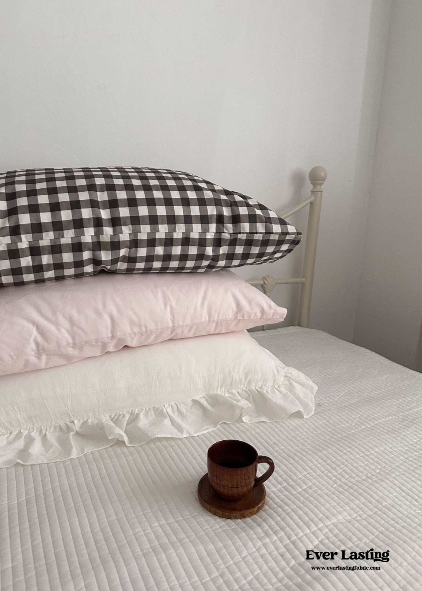 Ella Pure Cotton Pillowcases / Brown
