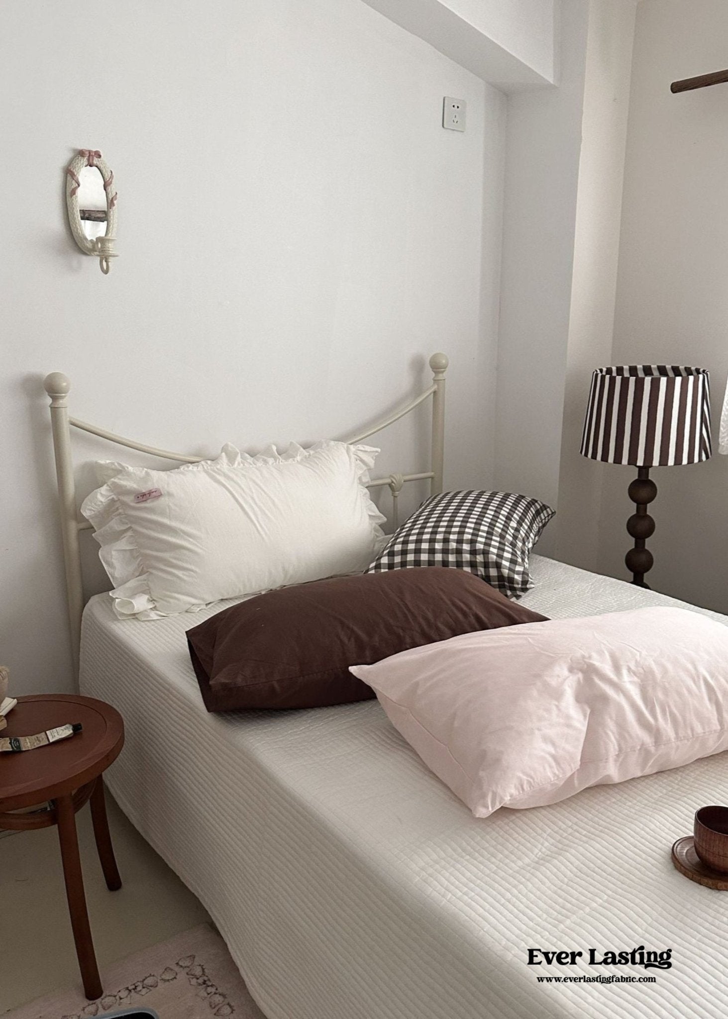 Ella Pure Cotton Pillowcases / Brown