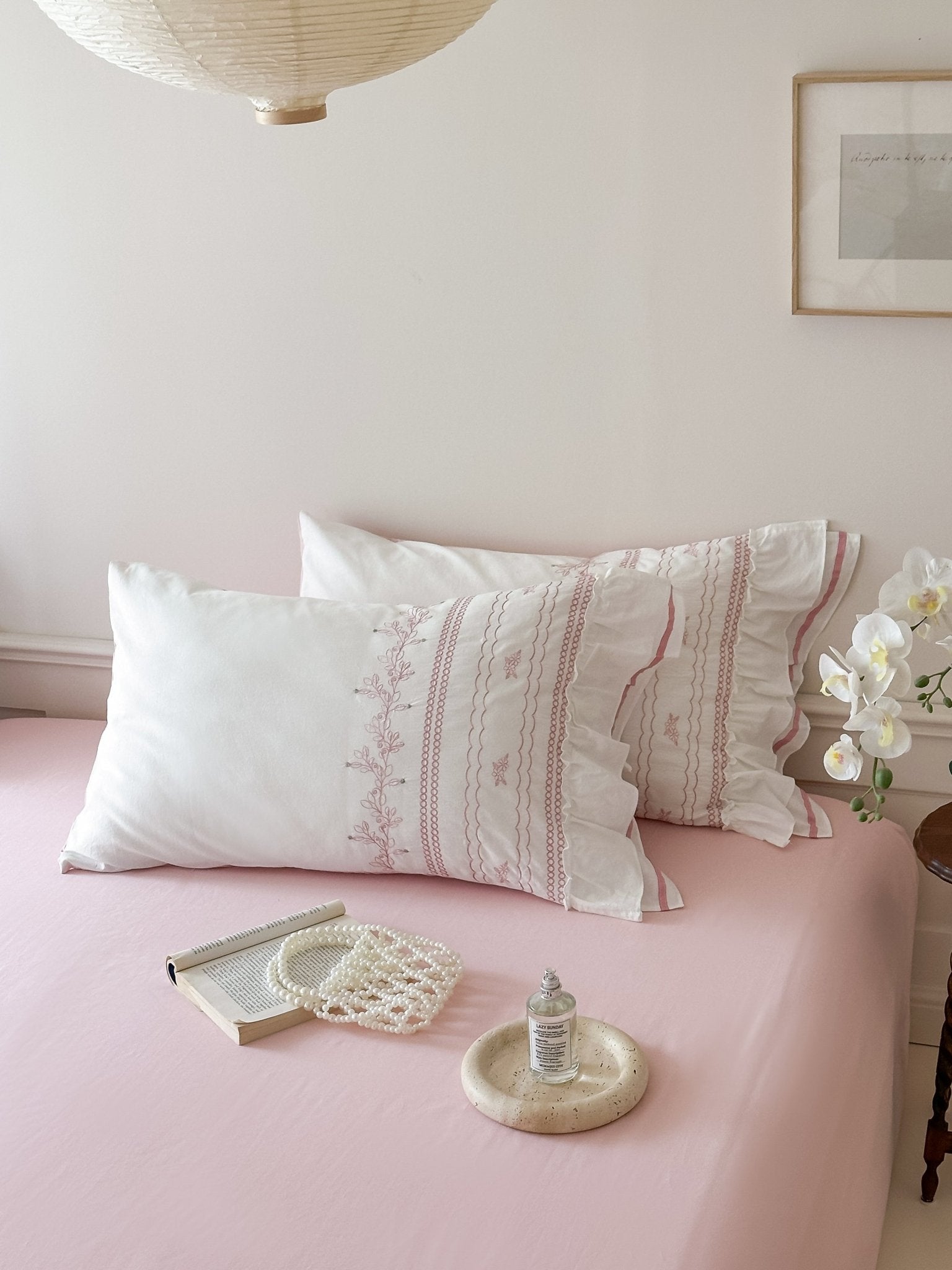 Embroidered French Lace Ruffle Pillowcases / Pink
