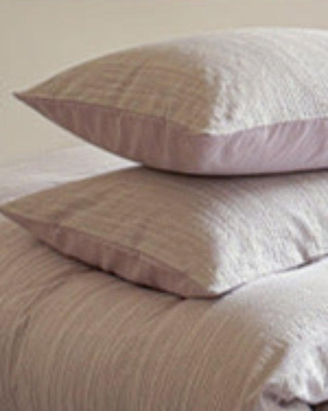 Emma Duo Striped Jacquard Bedding Set / Black