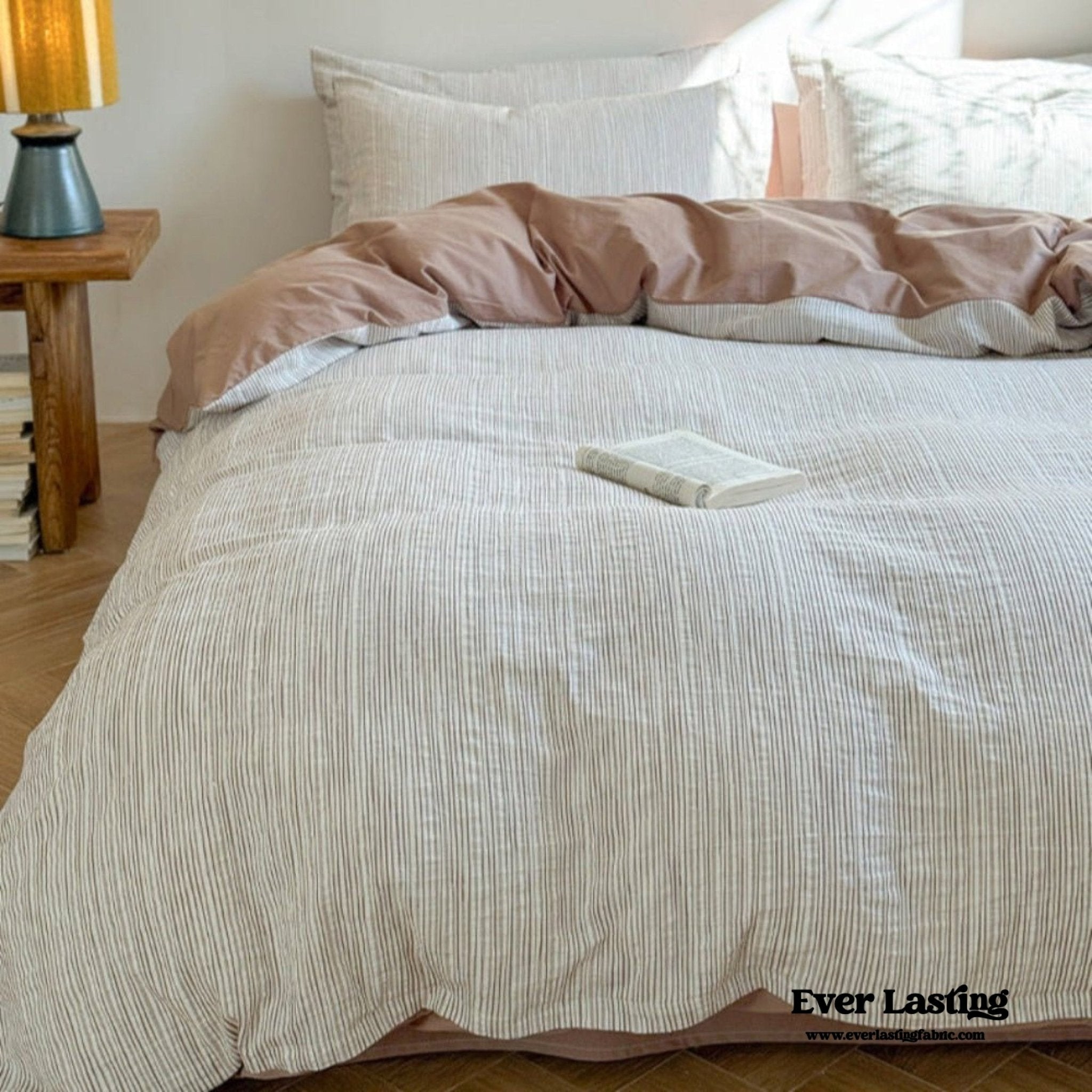 Emma Duo Striped Jacquard Bedding Set / Pink