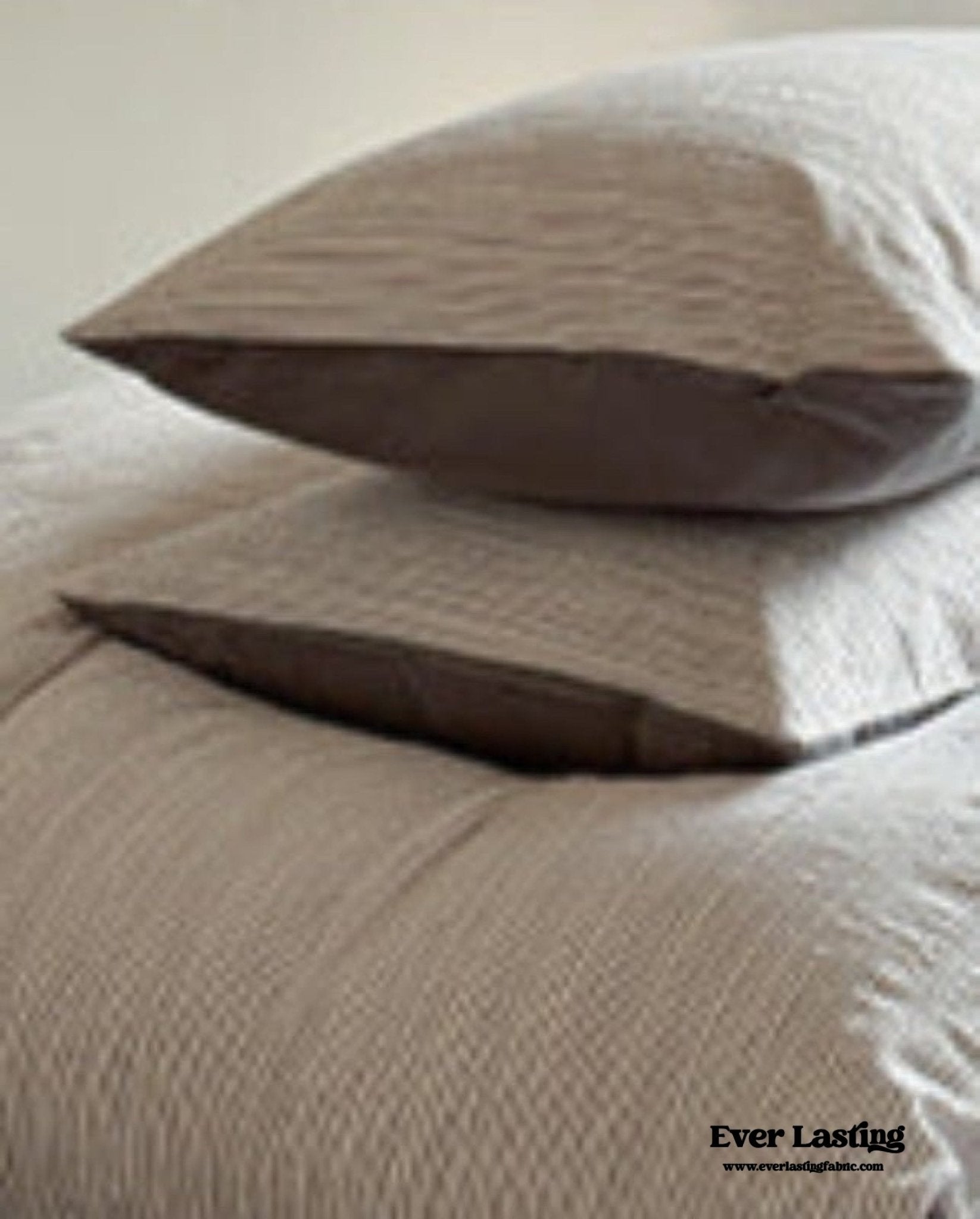 Emma Duo Striped Jacquard Bedding Set / Pink