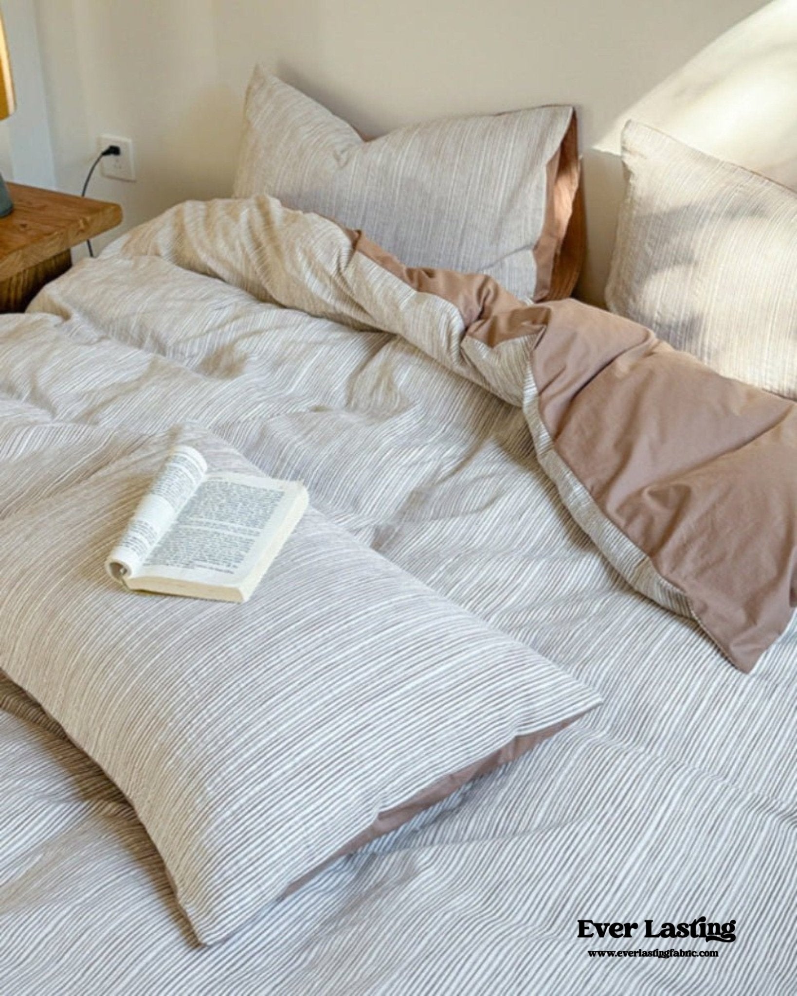 Emma Duo Striped Jacquard Bedding Set / Pink