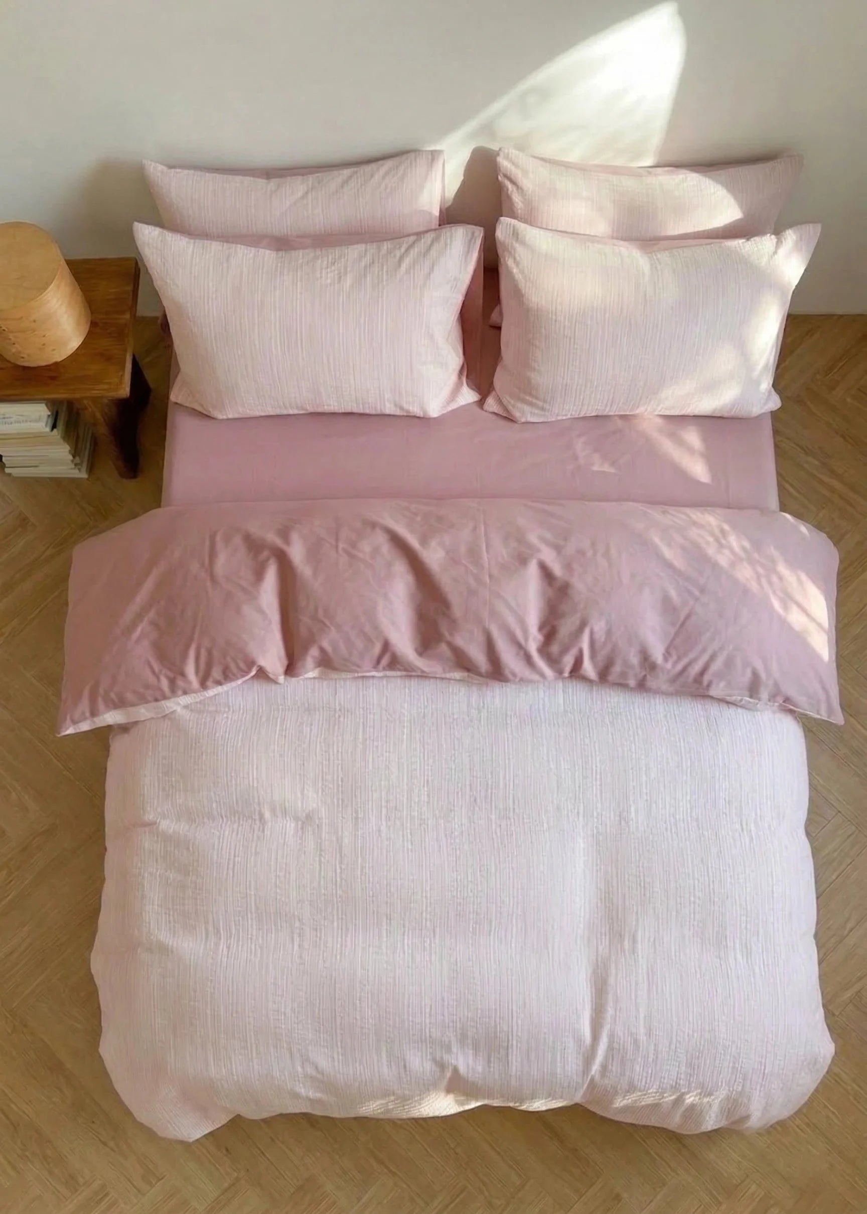 Emma Duo Striped Jacquard Bedding Set / Pink