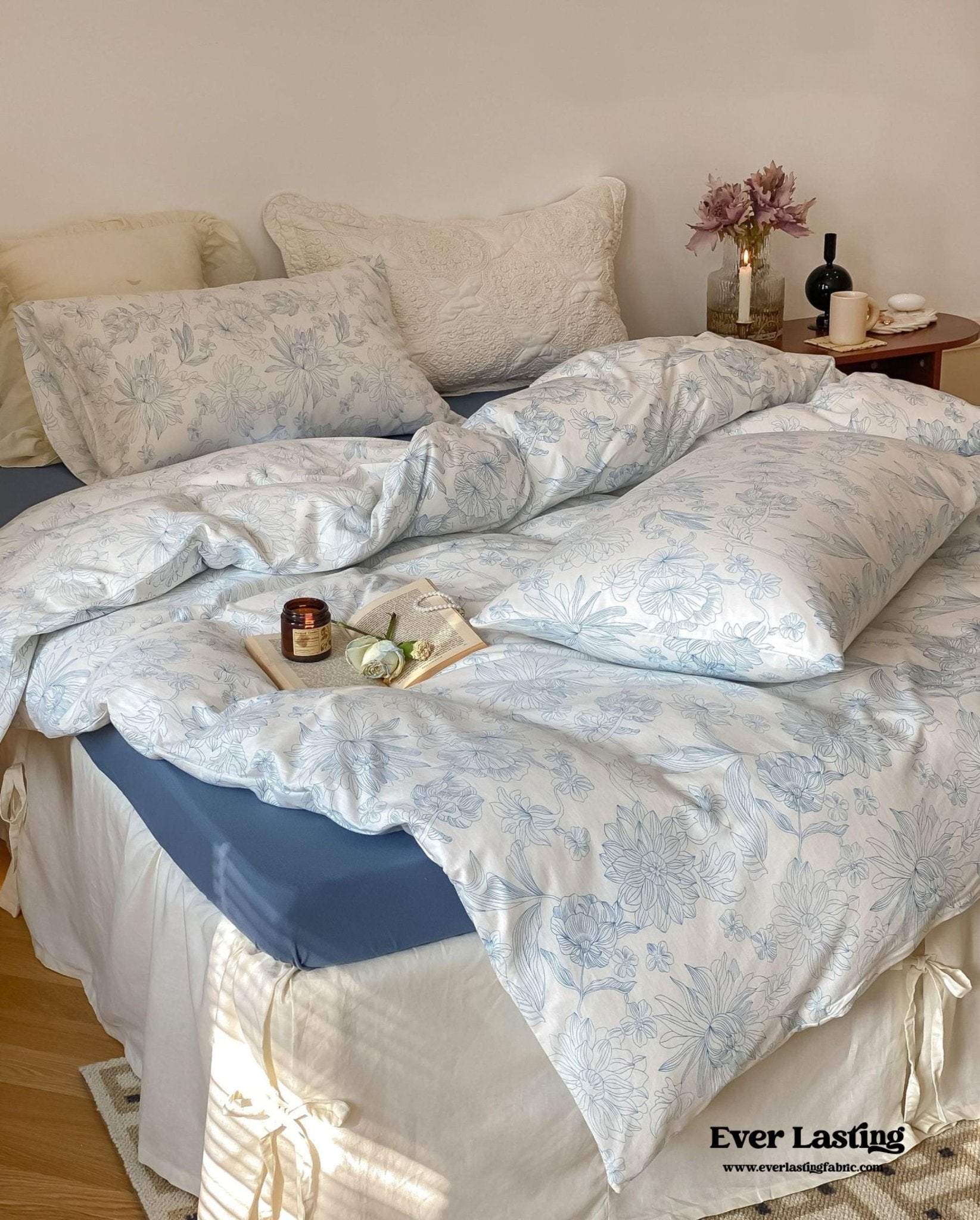 Fleur Elegant Floral Knit Cotton Bedding Set / Blue