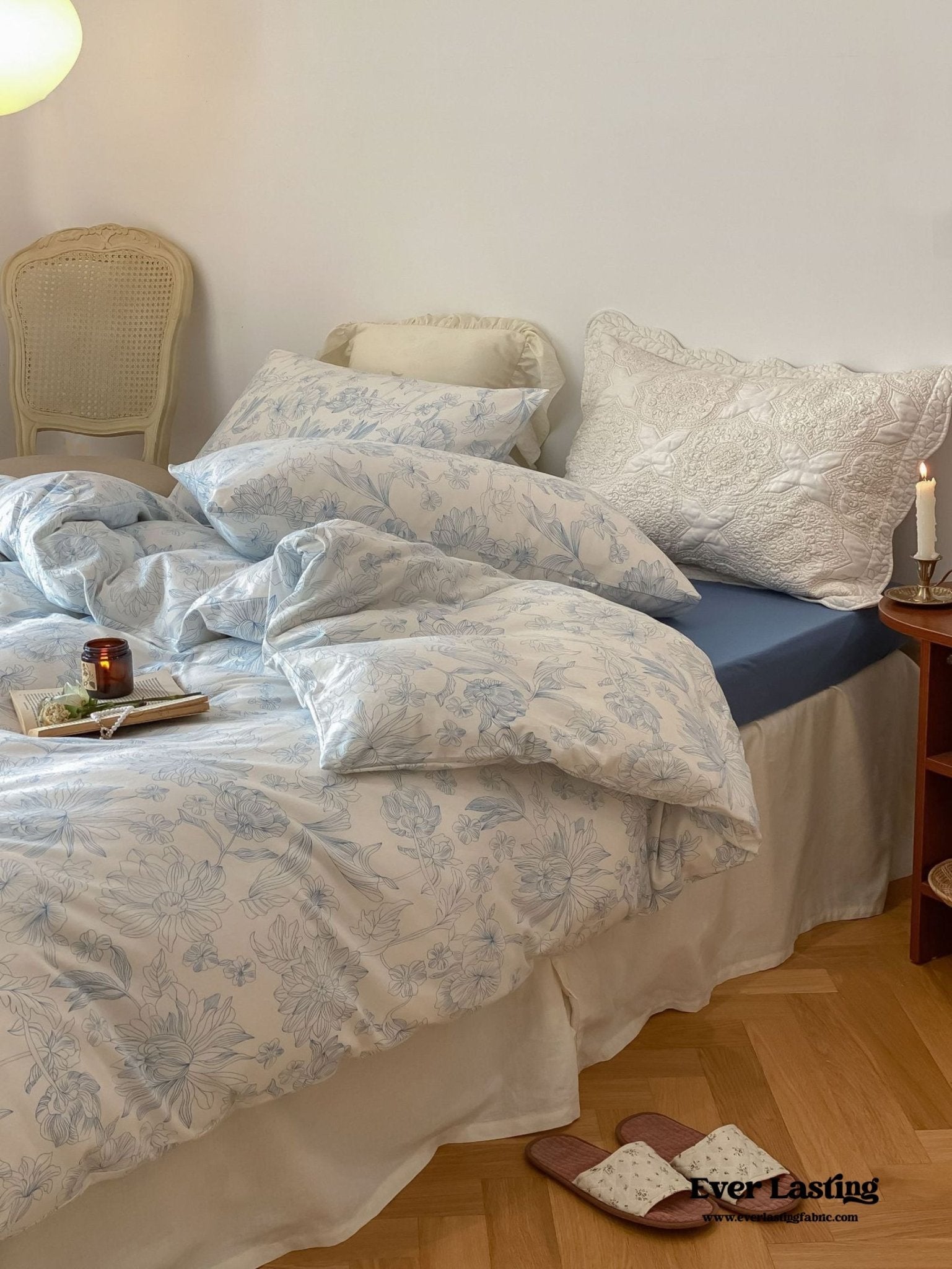 Fleur Elegant Floral Knit Cotton Bedding Set / Blue
