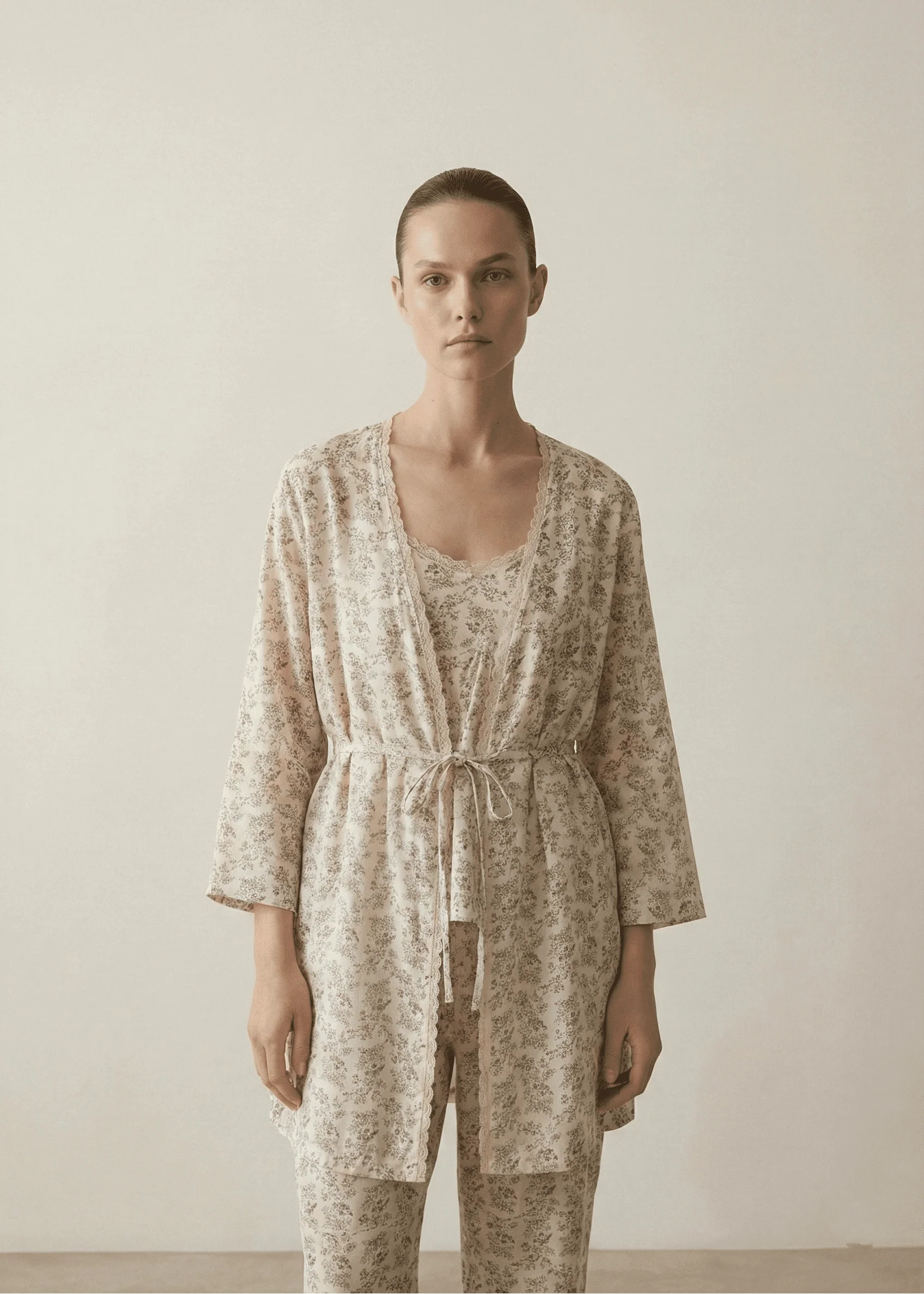 Floral V Tank and Long Pants with Cardigan Cotton Pajama Set / White