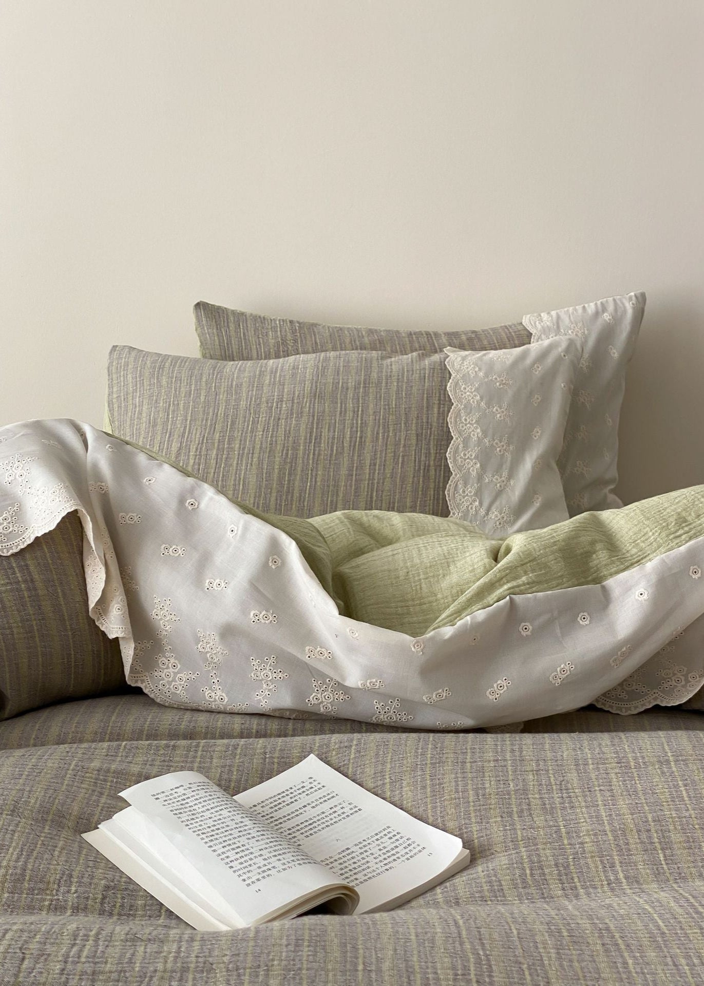 Florence Lace Double Gauze Striped Bedding Set / Green